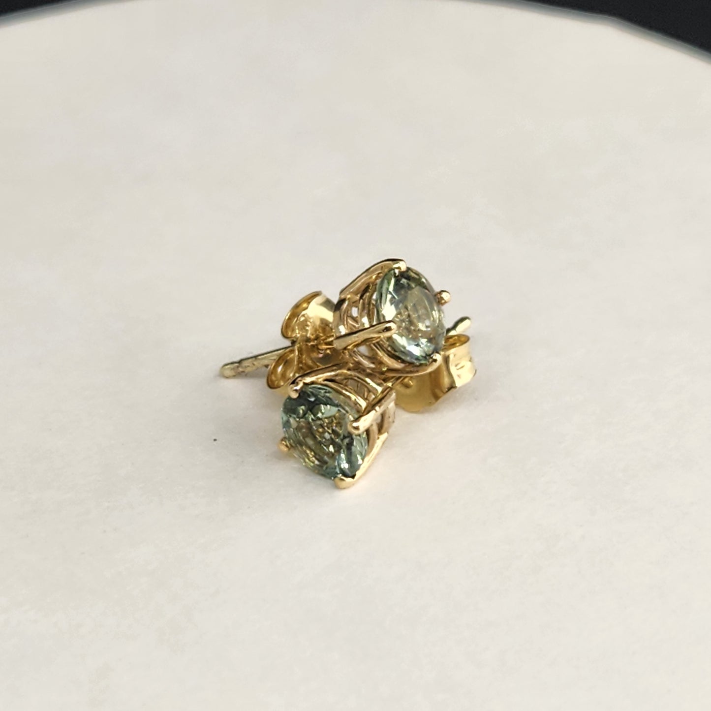 14 kt gold Oregon Sunstones earring 0.90 ct