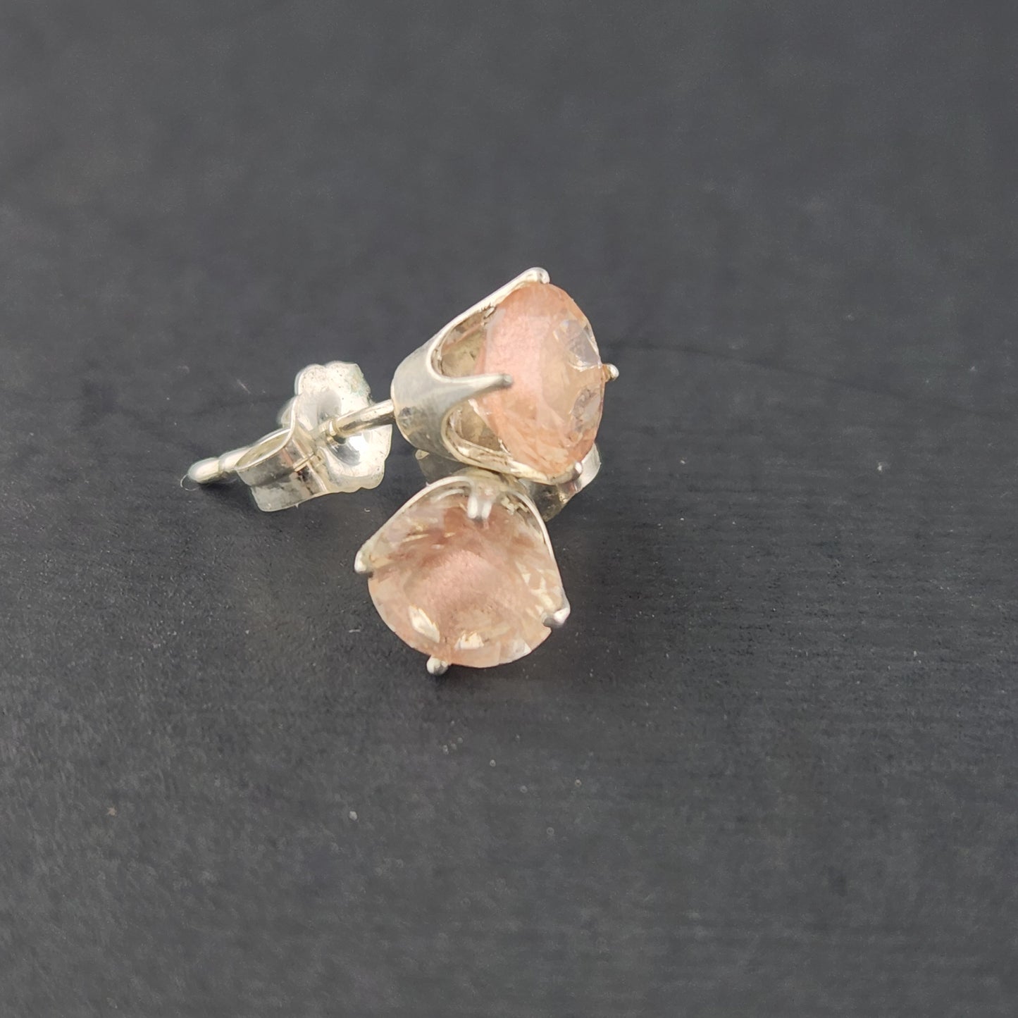 1.55 ct Oregon Sunstone Earrings set in sterling silver