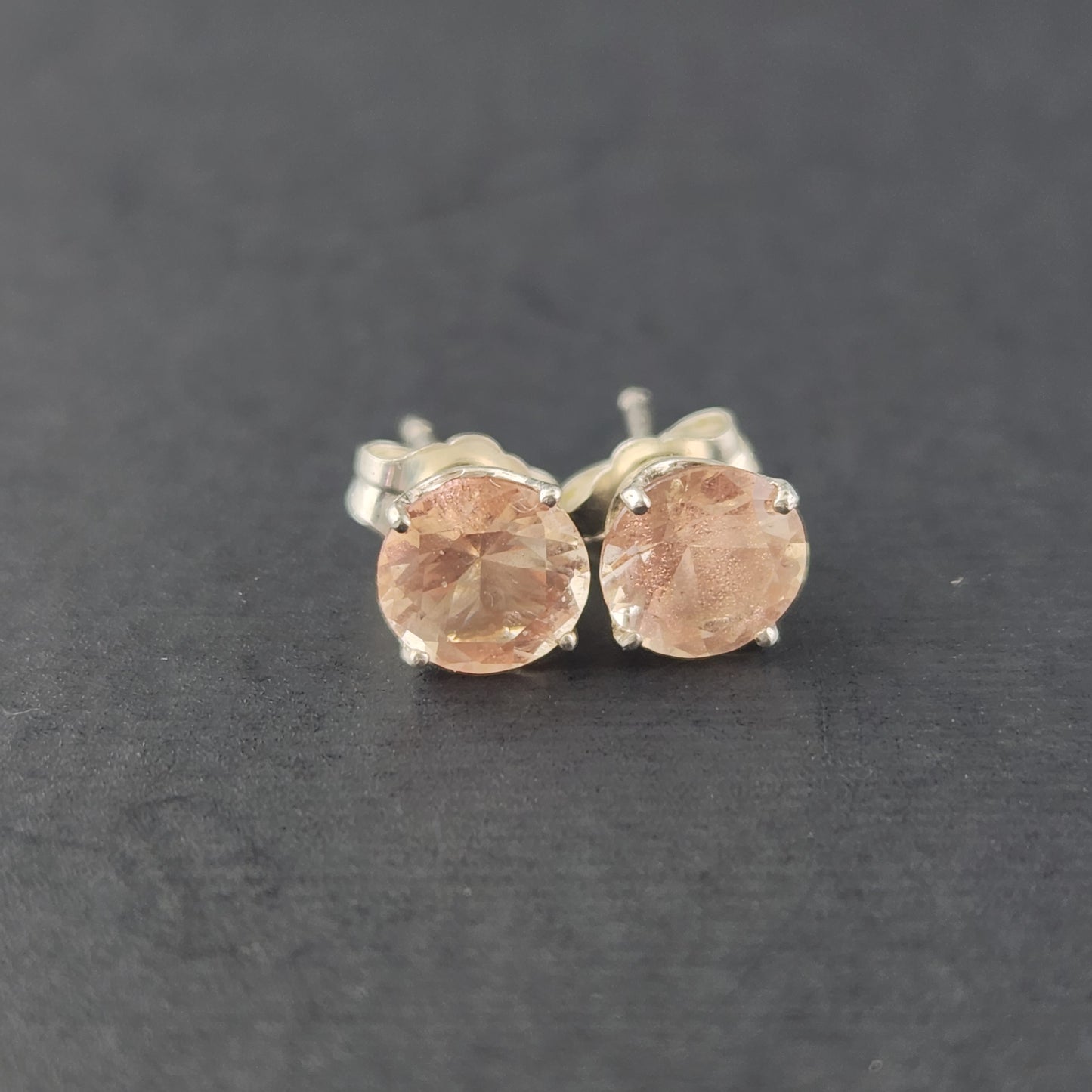 1.55 ct Oregon Sunstone Earrings set in sterling silver