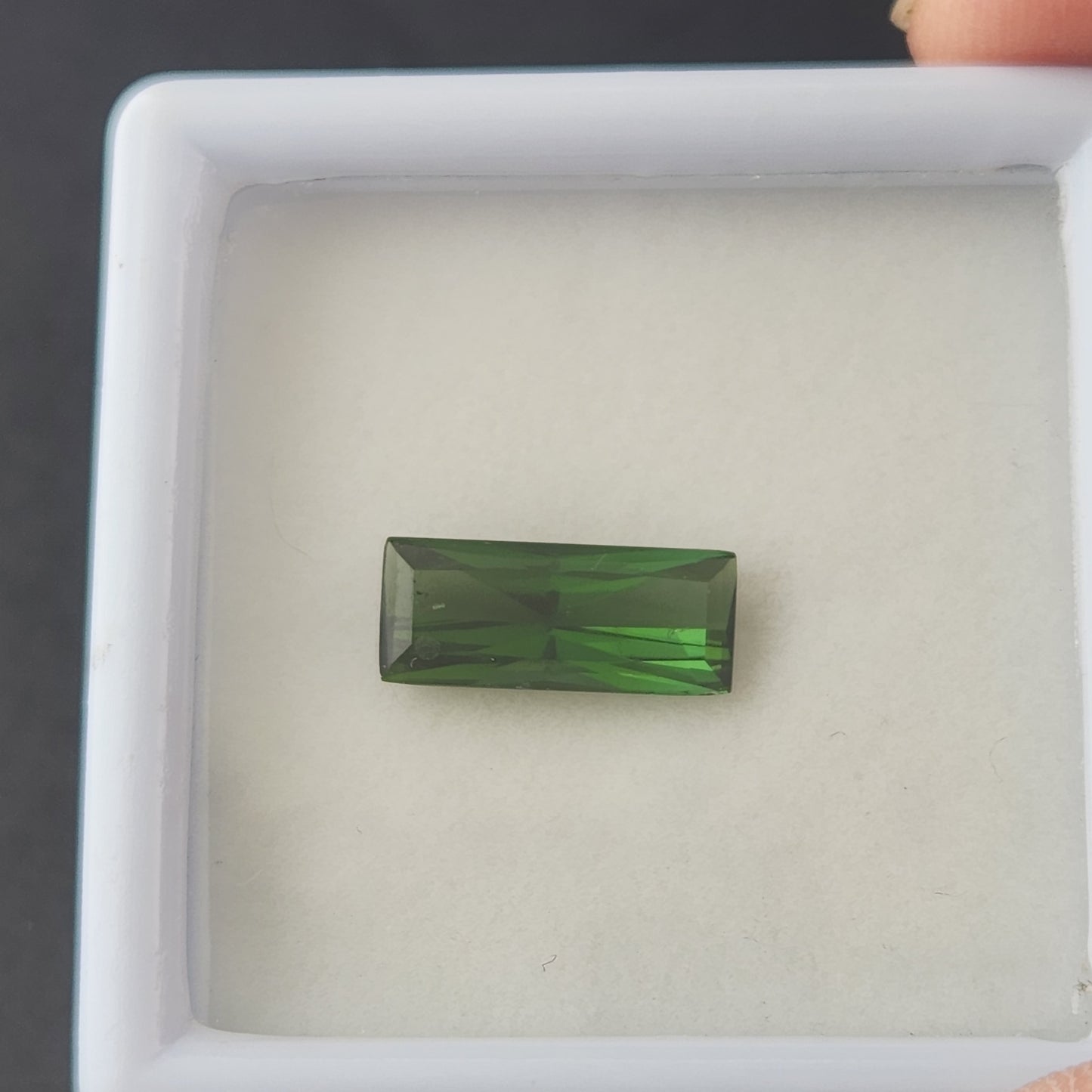 2.76 ct Green Tourmaline