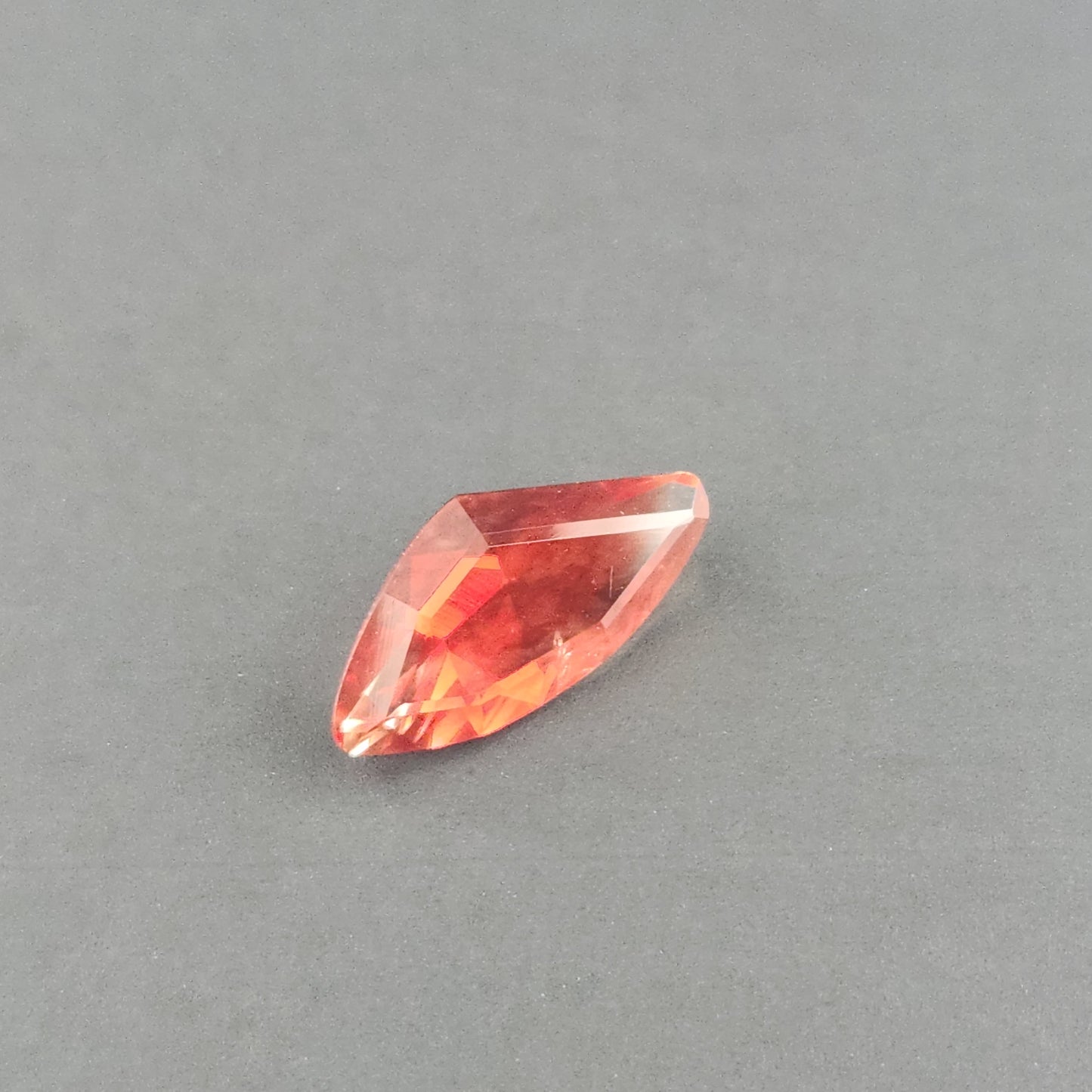 8.50 ct Red Oregon Sunstone