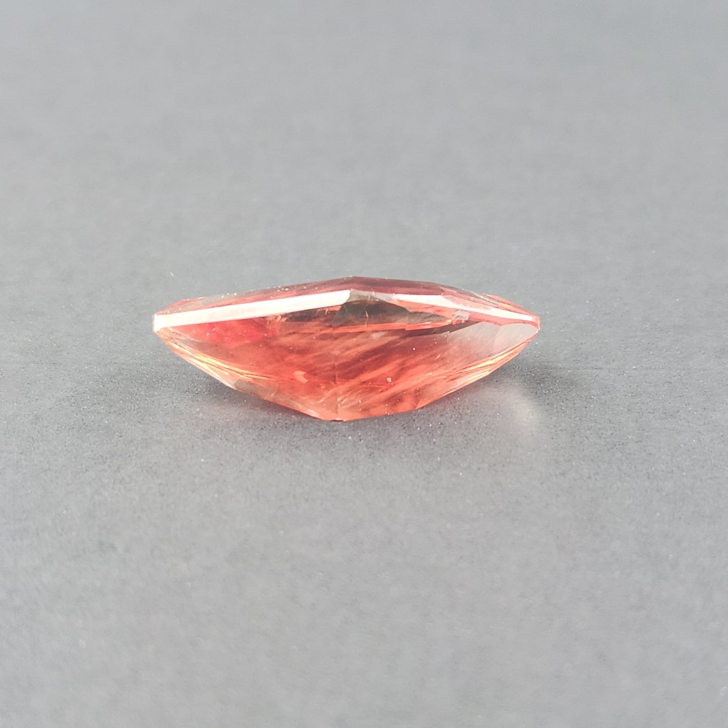8.50 ct Red Oregon Sunstone