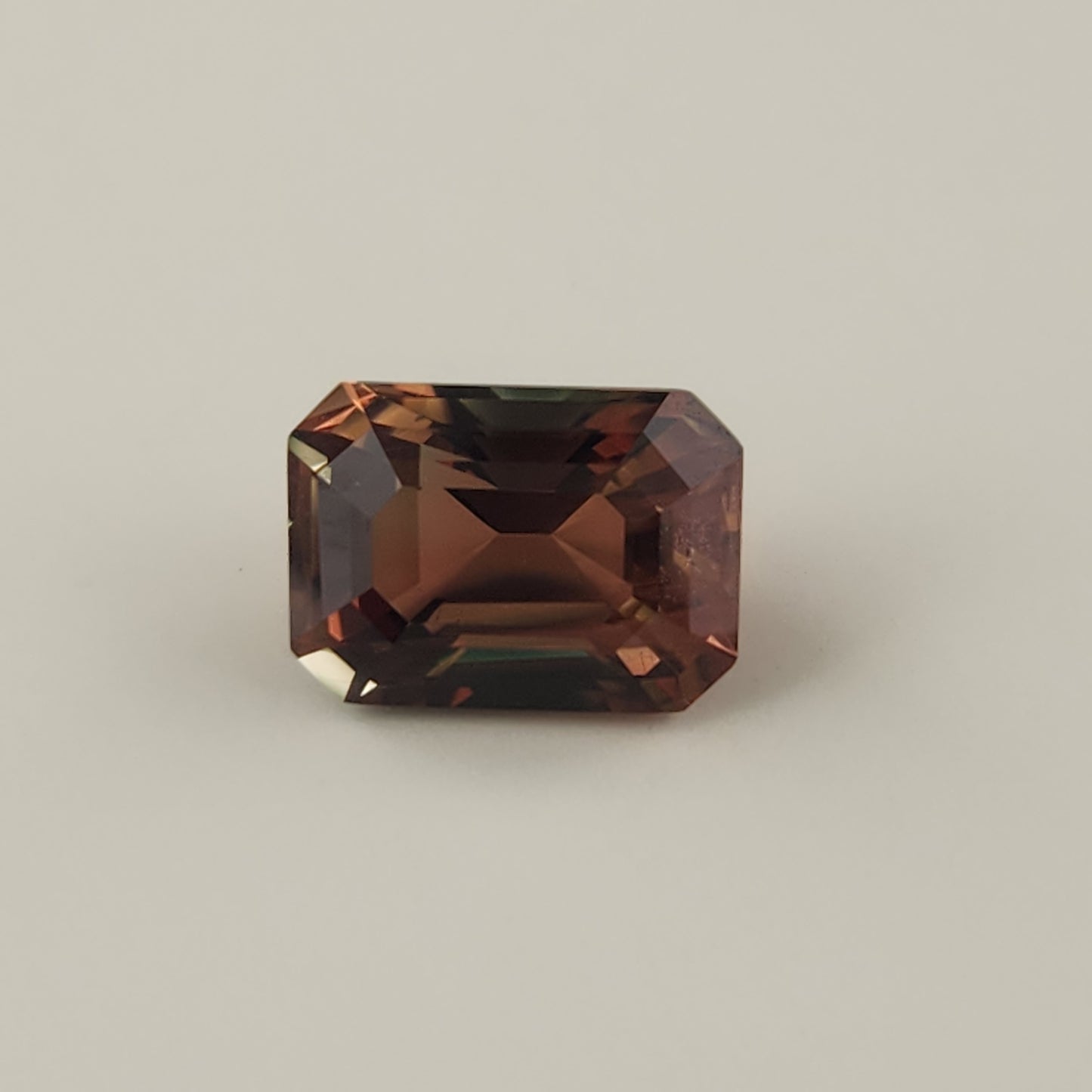 8.34 ct Oregon Sunstone