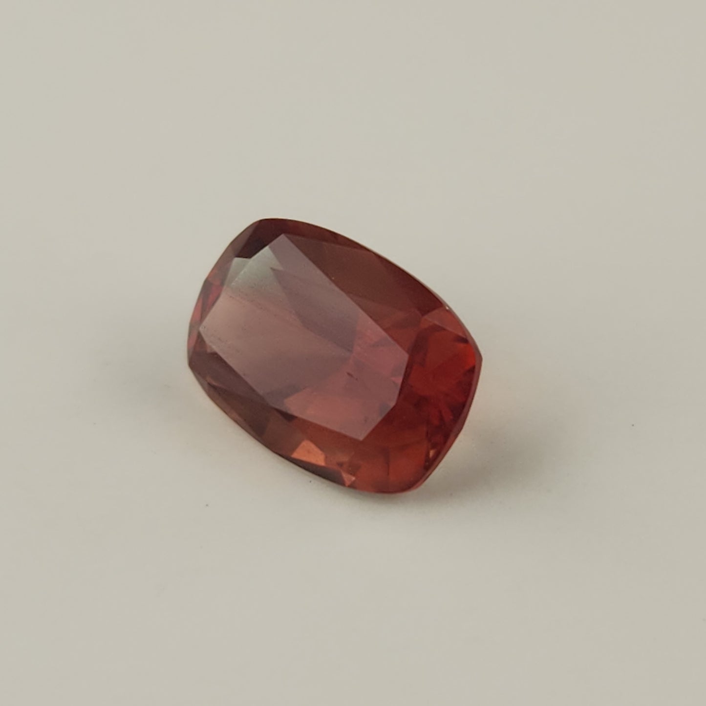 6.25 ct Red and Schiller Oregon Sunstone