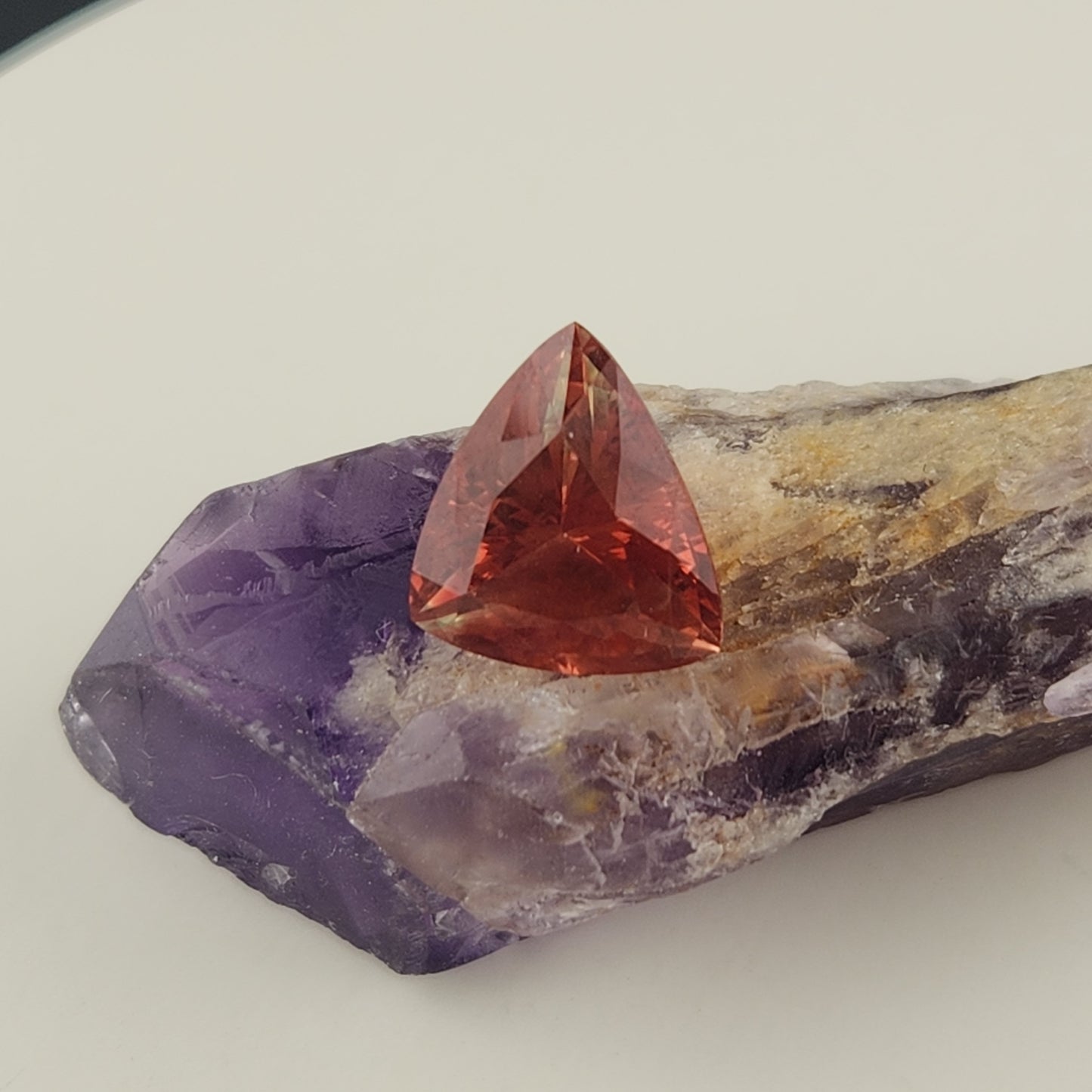 3.94 ct Red Oregon Sunstone
