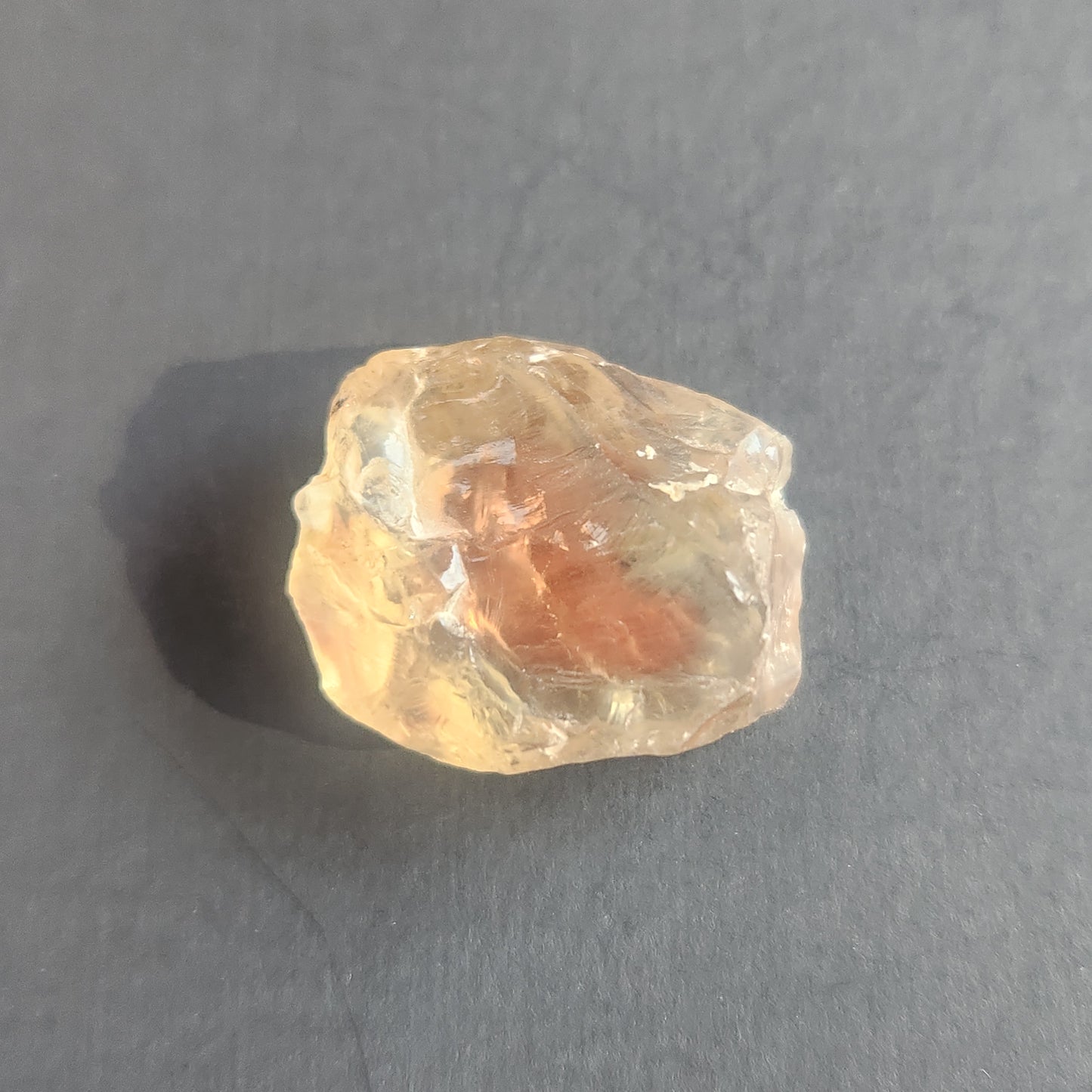 7.37 g Oregon Sunstone facet Rough