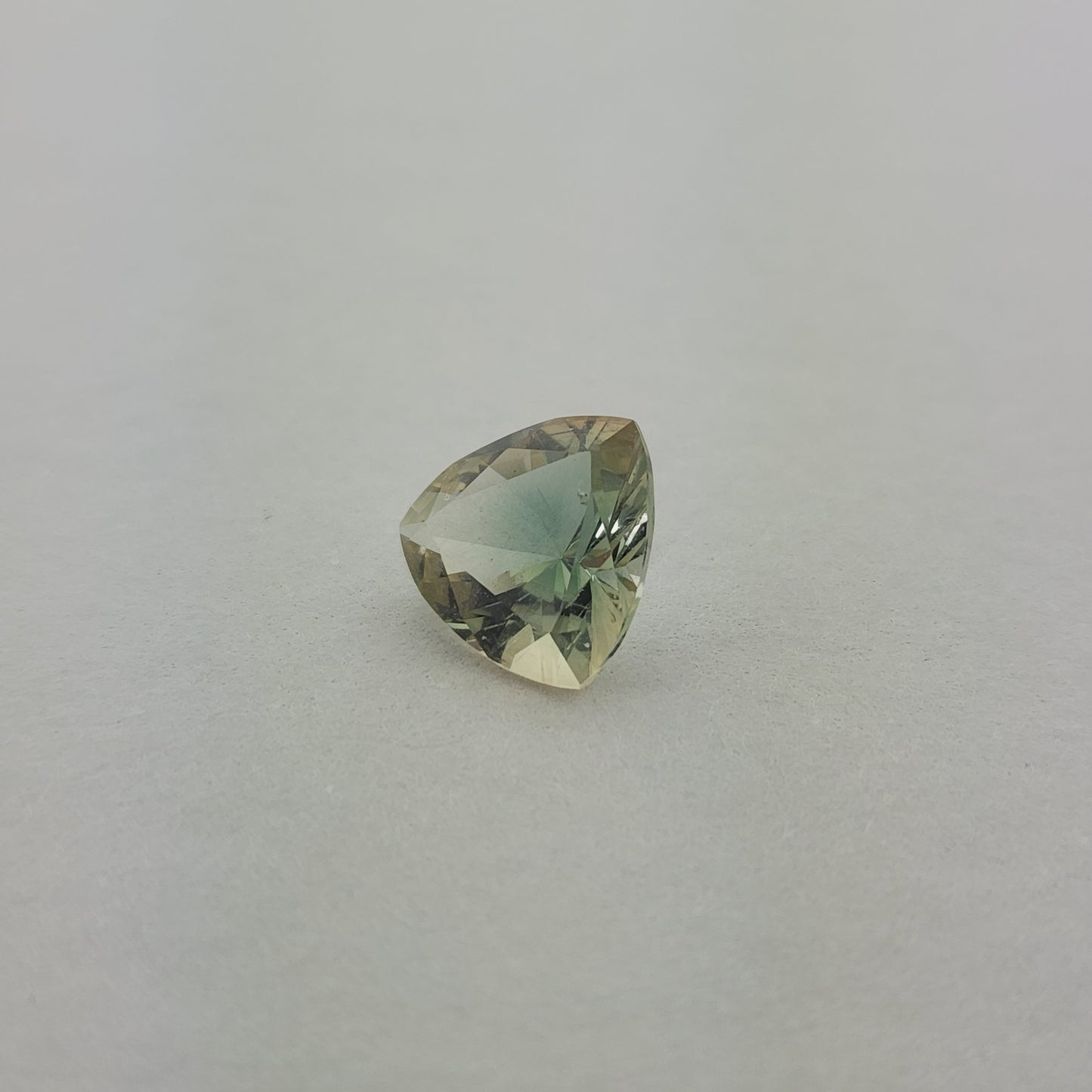 2.75 ct Oregon Sunstone