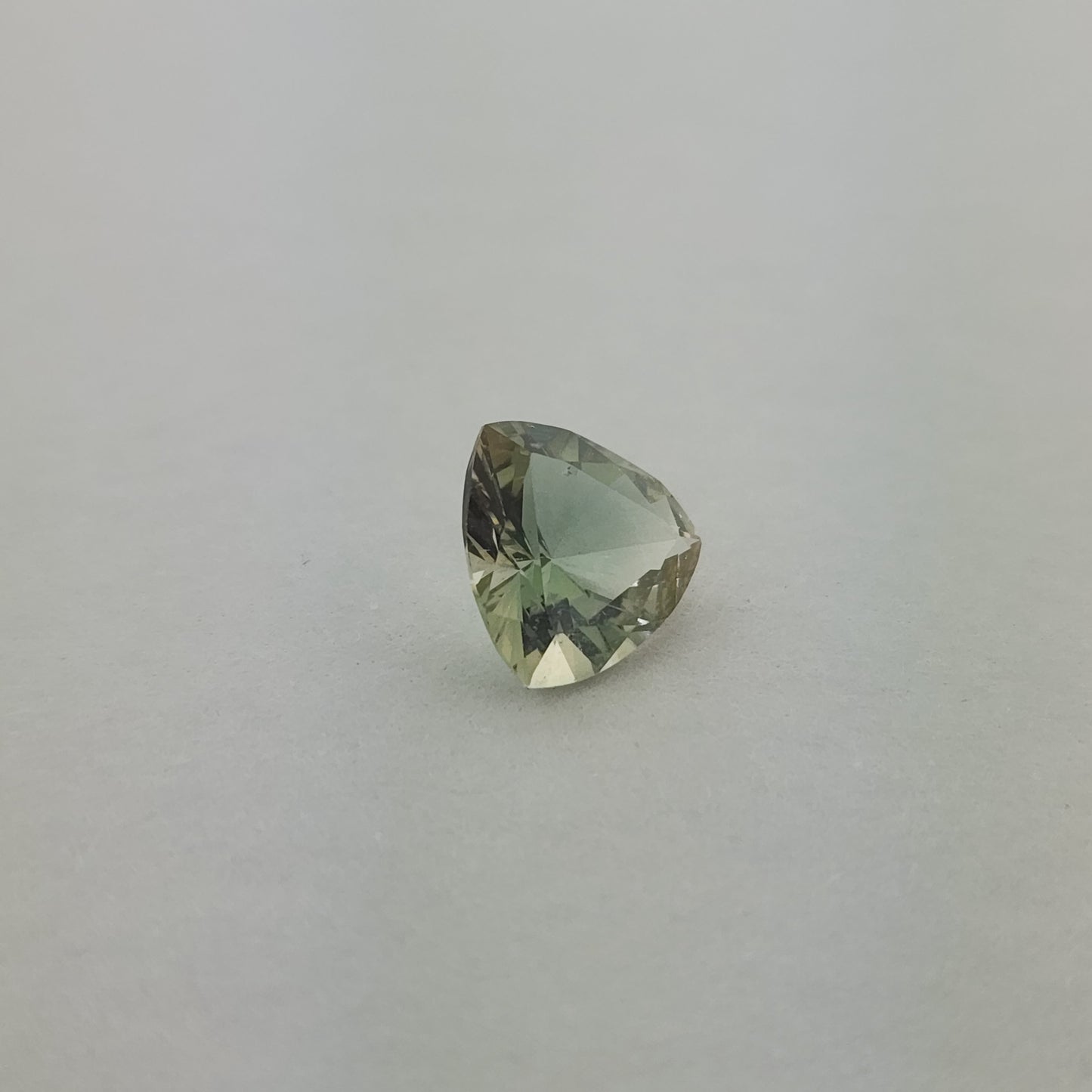 2.75 ct Oregon Sunstone