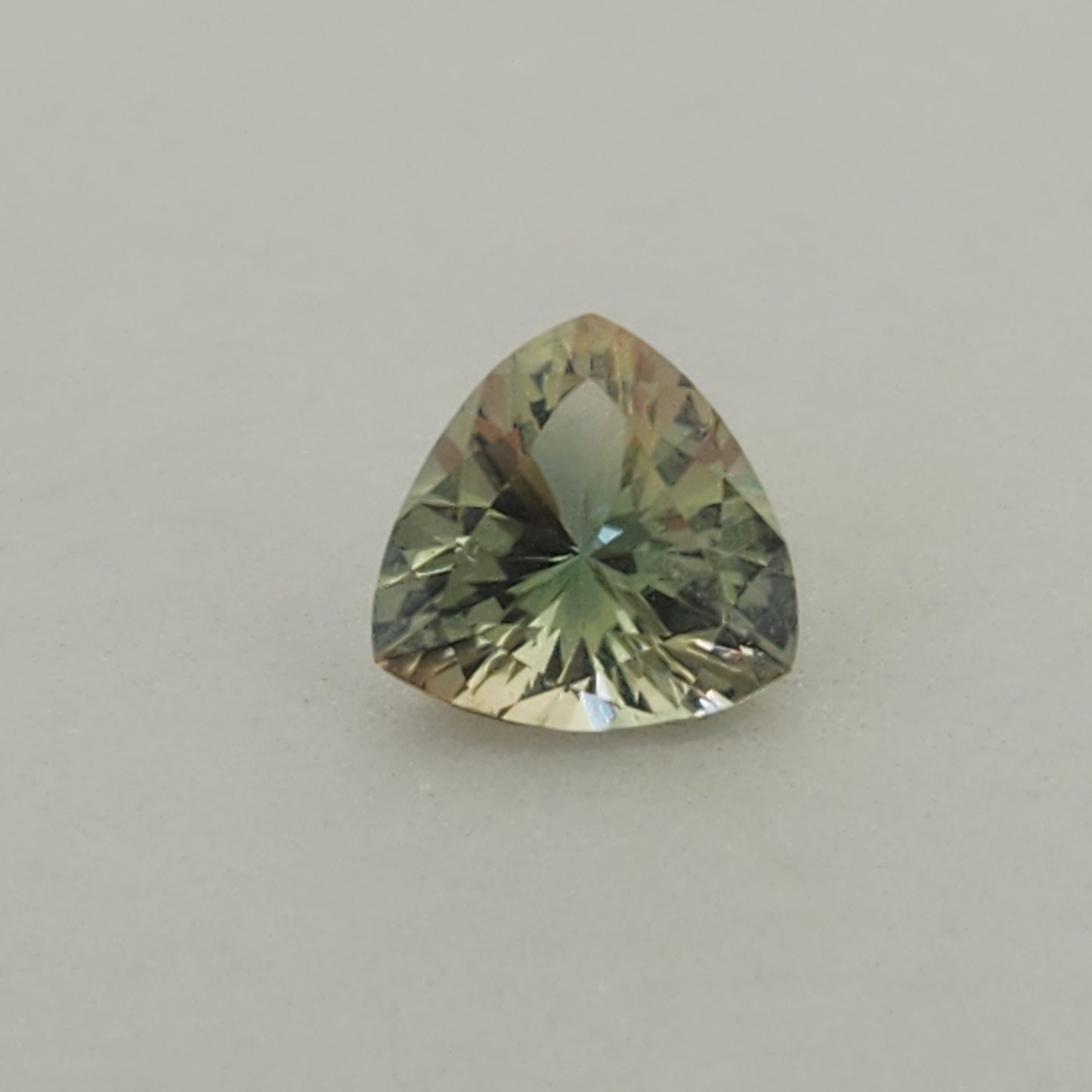 2.75 ct Oregon Sunstone