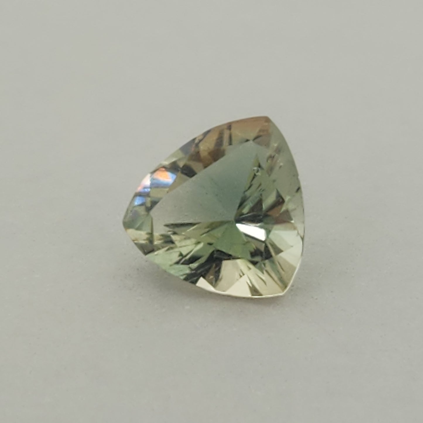 2.75 ct Oregon Sunstone