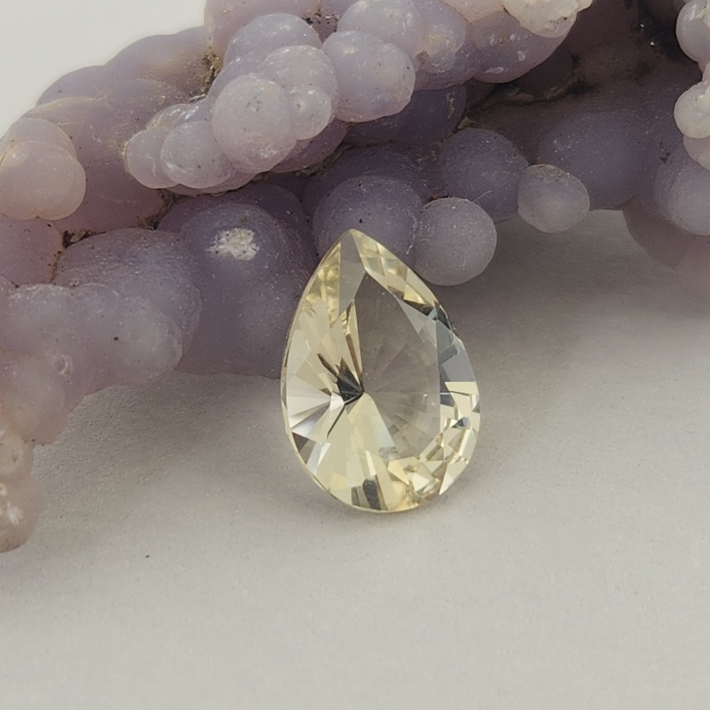 2.20 ct Champagne color Oregon Sunstone Pear shape (Wholesale)