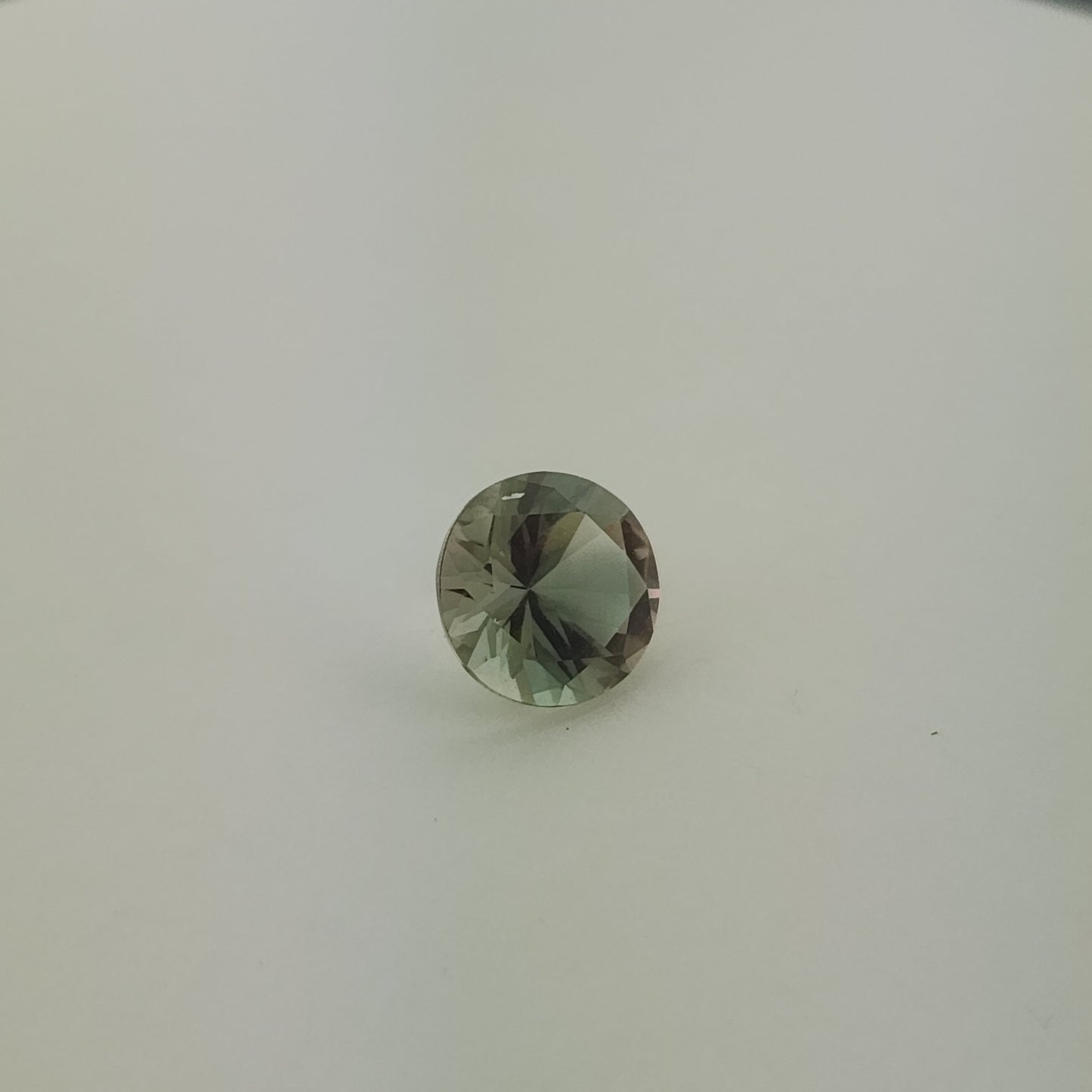 1.68 ct Oregon Sunstone 8 x 8 mm