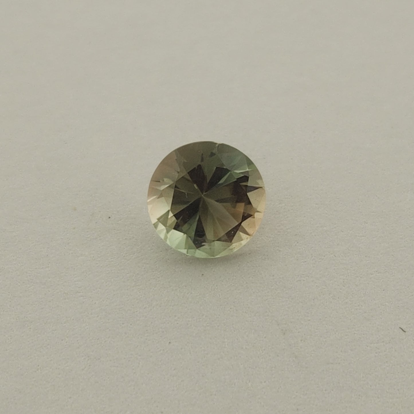 1.68 ct Oregon Sunstone 8 x 8 mm