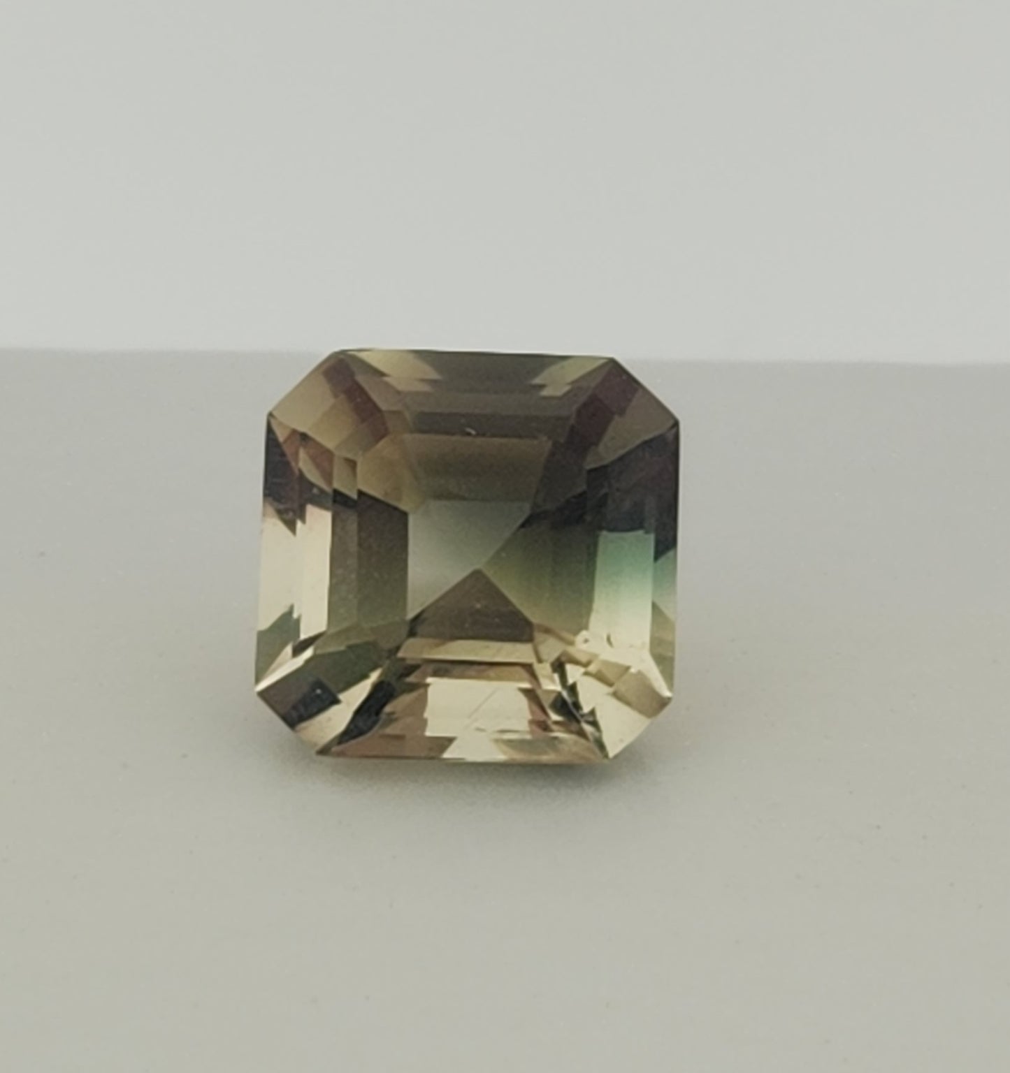 7.45 ct Oregon Sunstone 12 x 12 mm