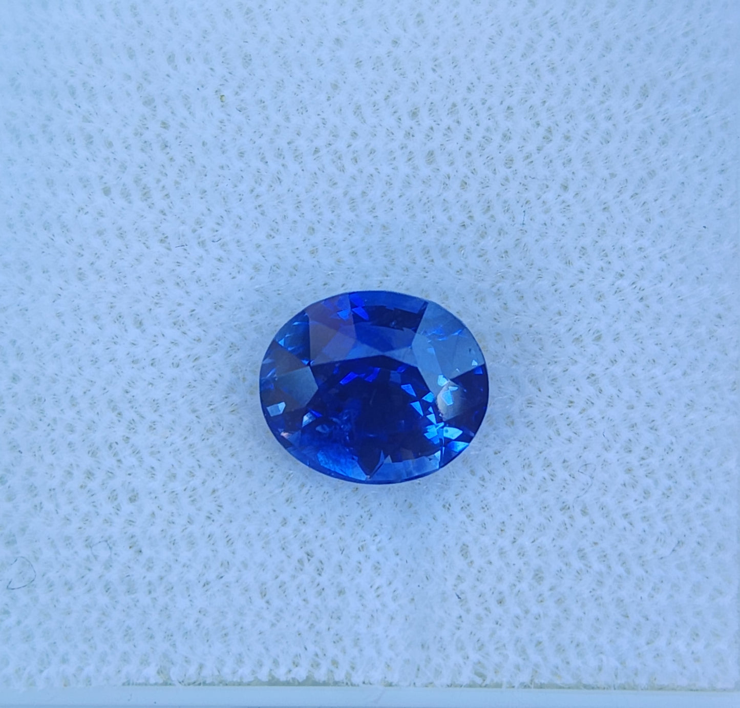 2.67 ct Cobalt Blue Sapphire