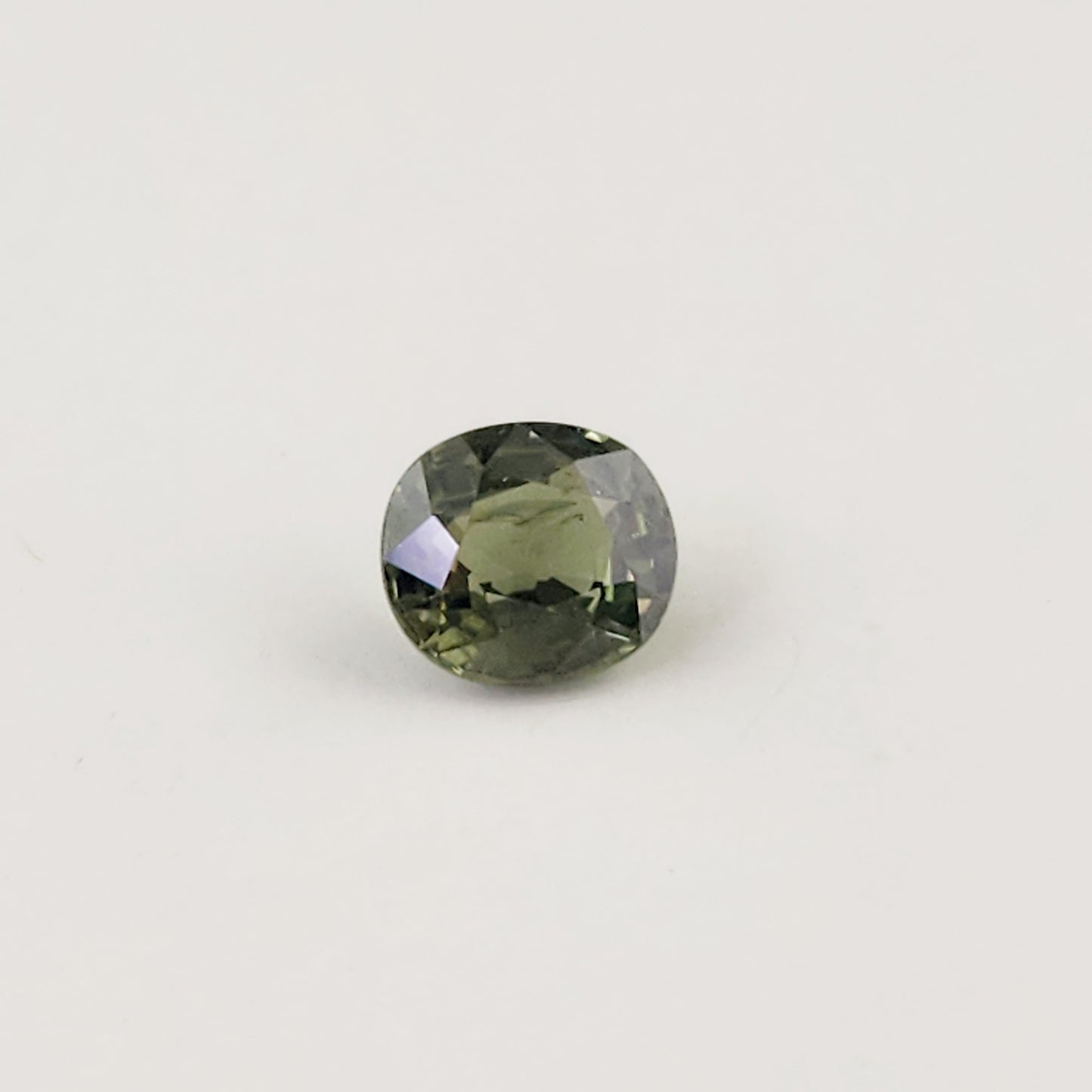 1.37 ct Green Sapphire no heat