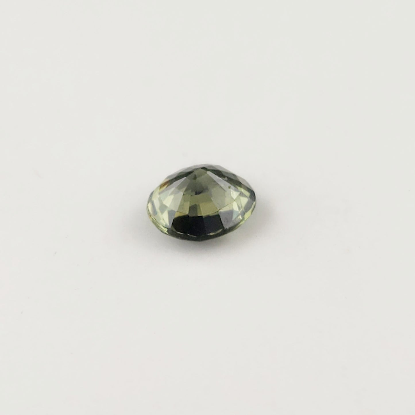 1.37 ct Green Sapphire no heat