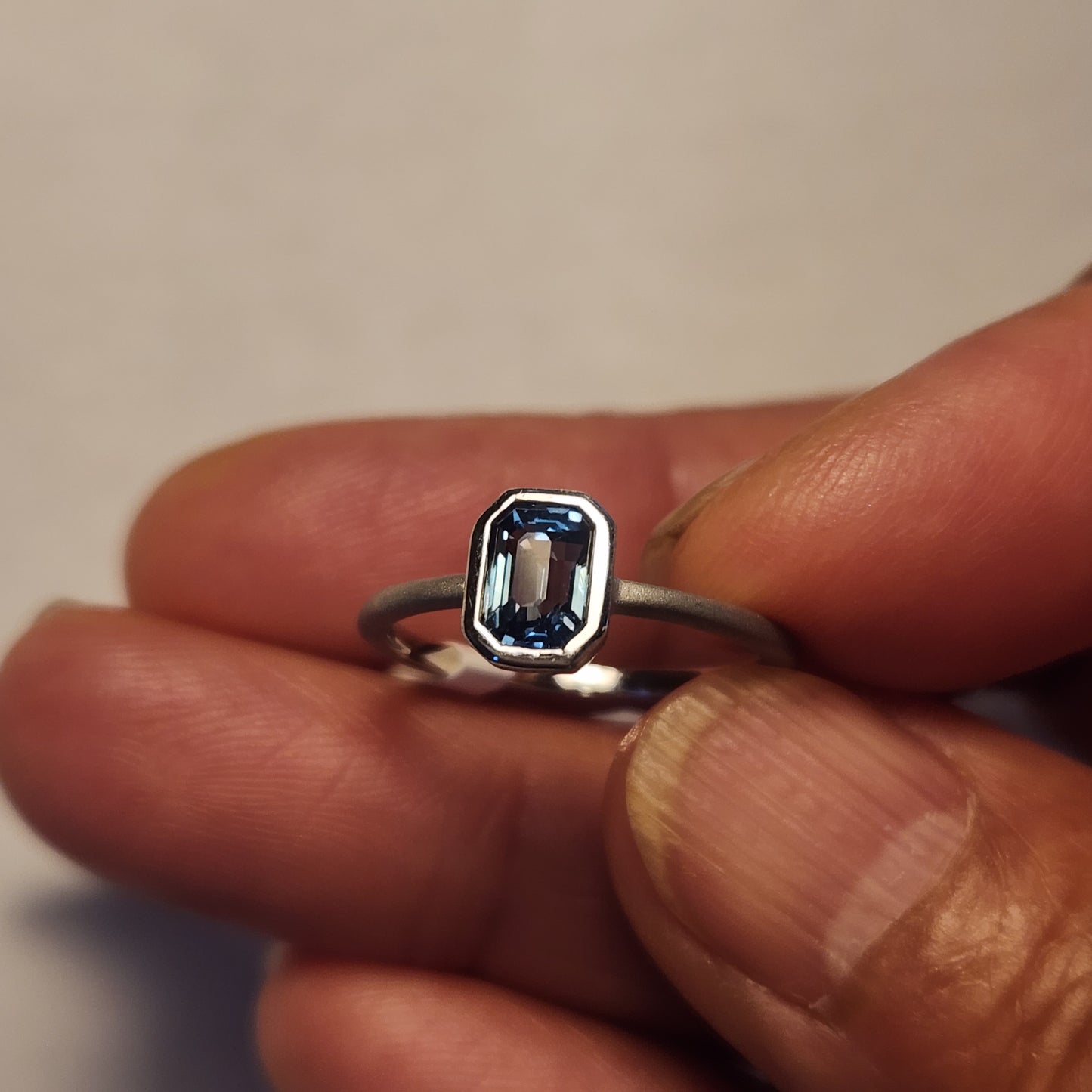 Sapphire 14KW Gold Ring. 1.09 ct.