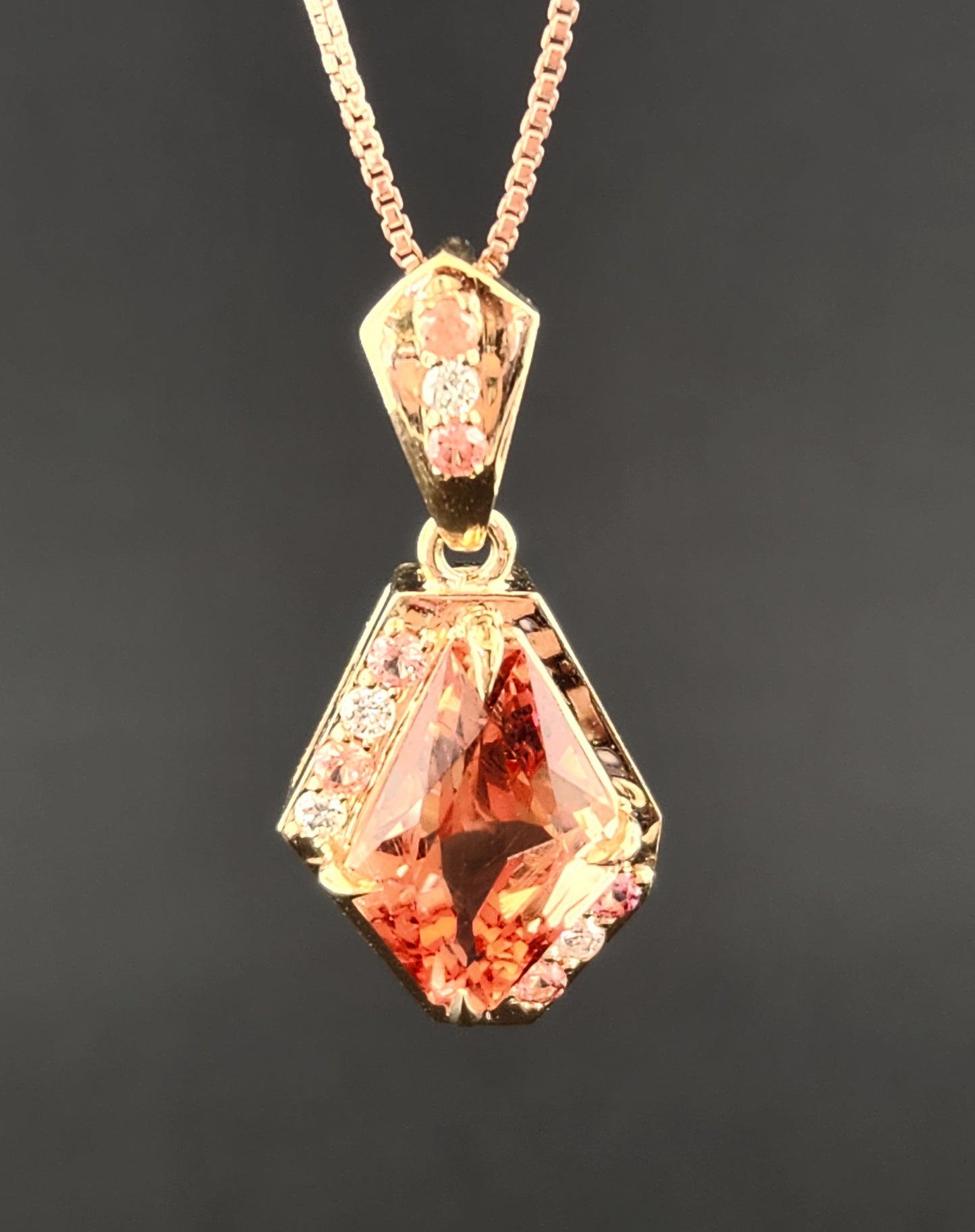 Oregon Sunstone 14 ky Pendant