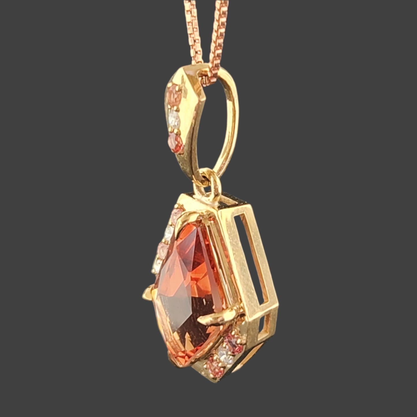 Oregon Sunstone 14 ky Pendant