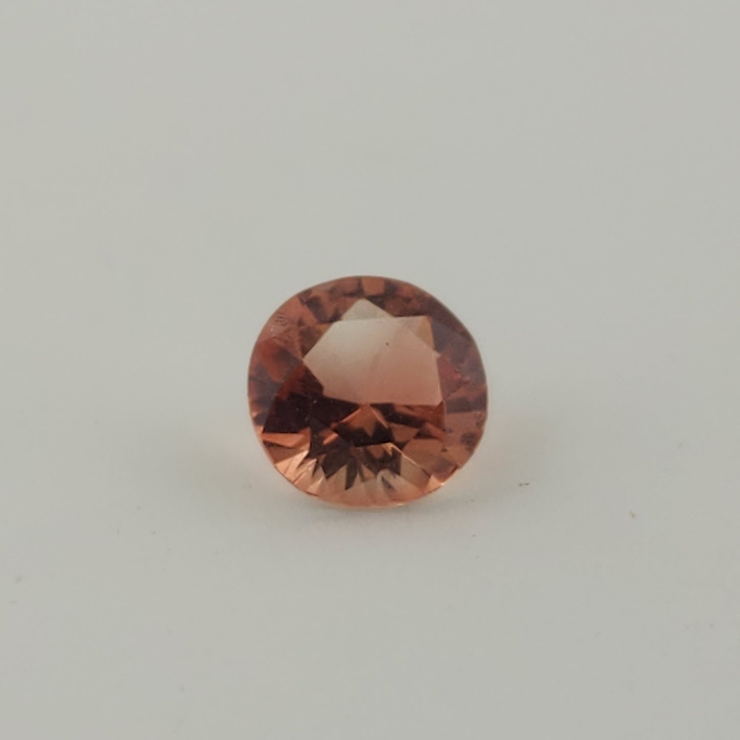 0.72 ct Oregon sunstone 6 x 6 mm