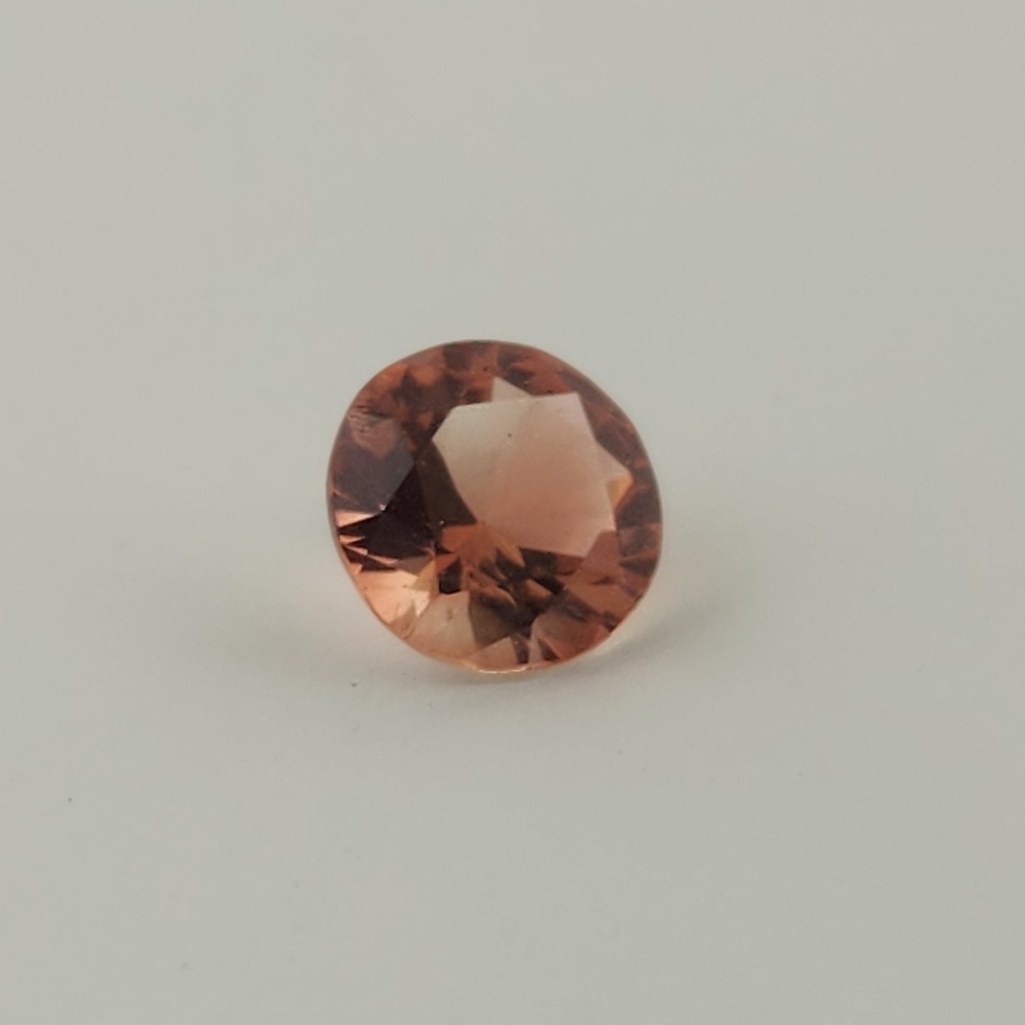 0.72 ct Oregon sunstone 6 x 6 mm
