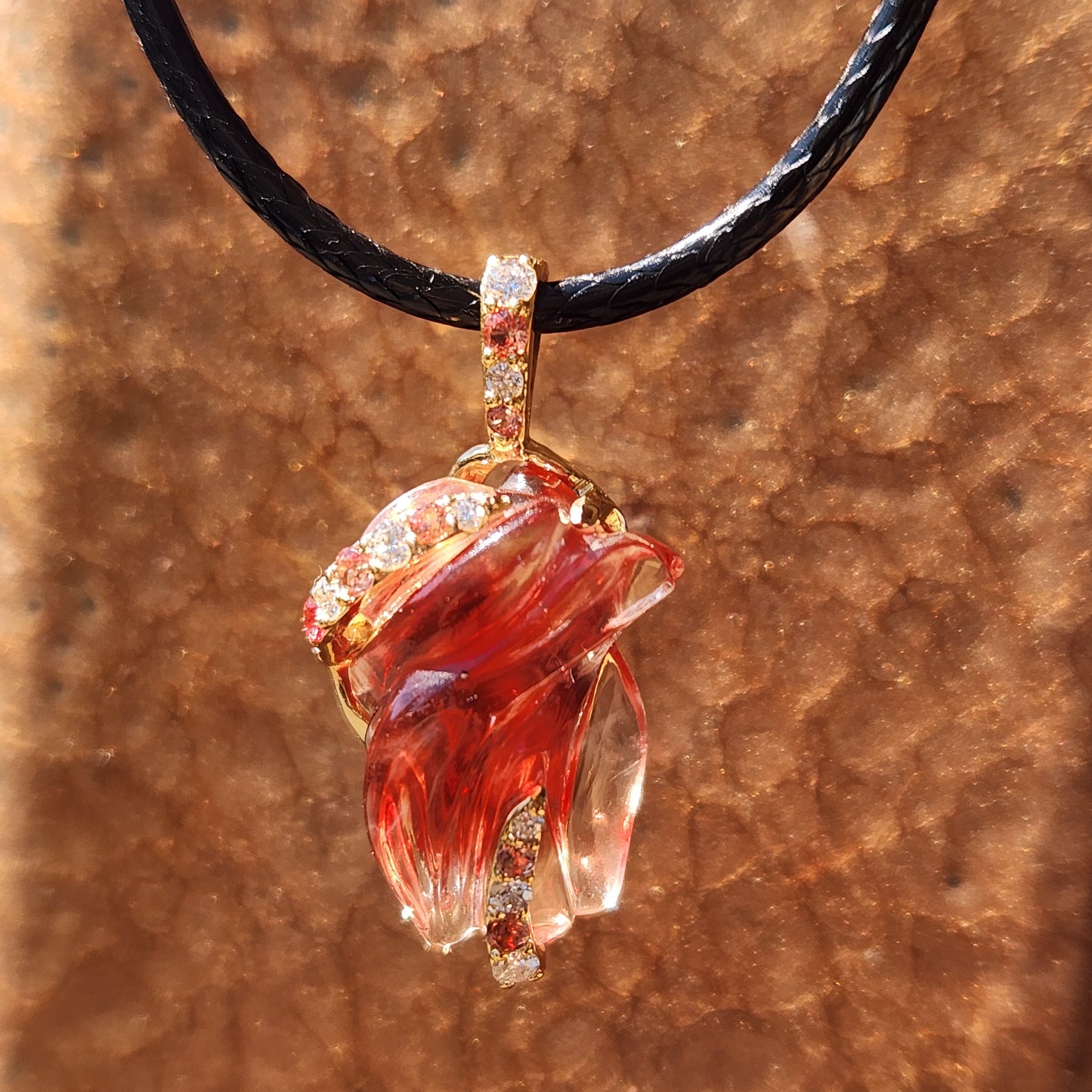 13.75 ct Oregon Sunstone Free from carving Pendant 14 ky