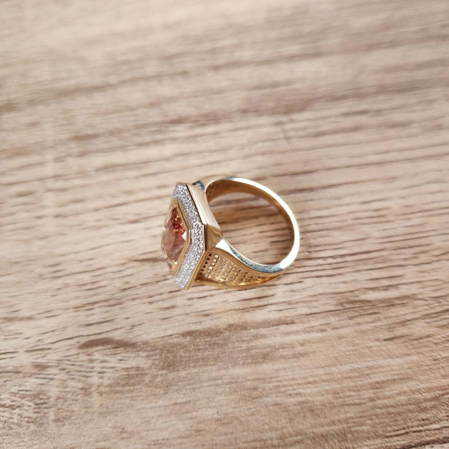 Oregon Sunstone set in 14k Yellow Gold