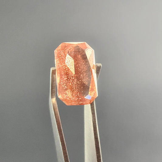 2.31 ct Oregon Sunstone Facet