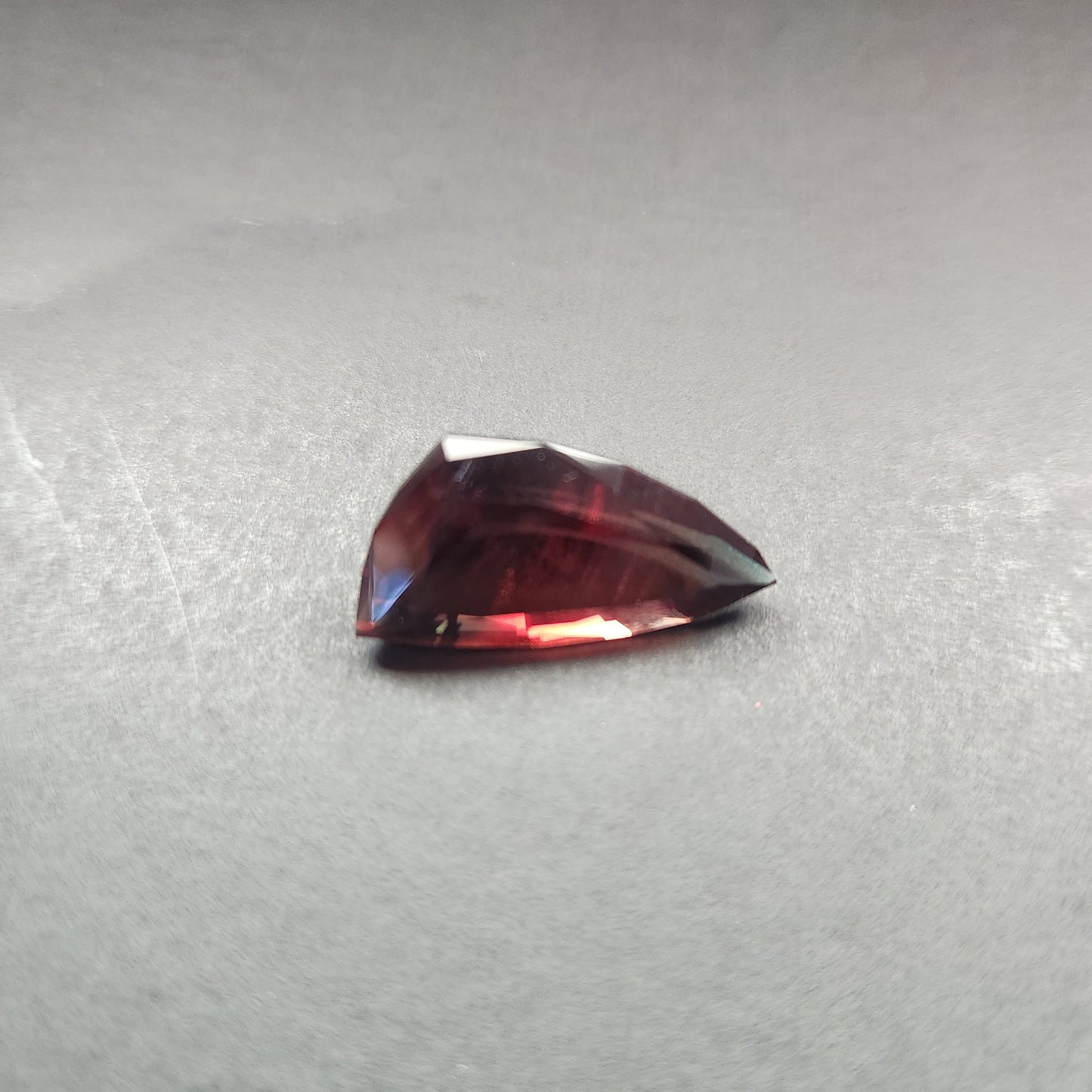 13.65 ct Dark Red Oregon Sunstone