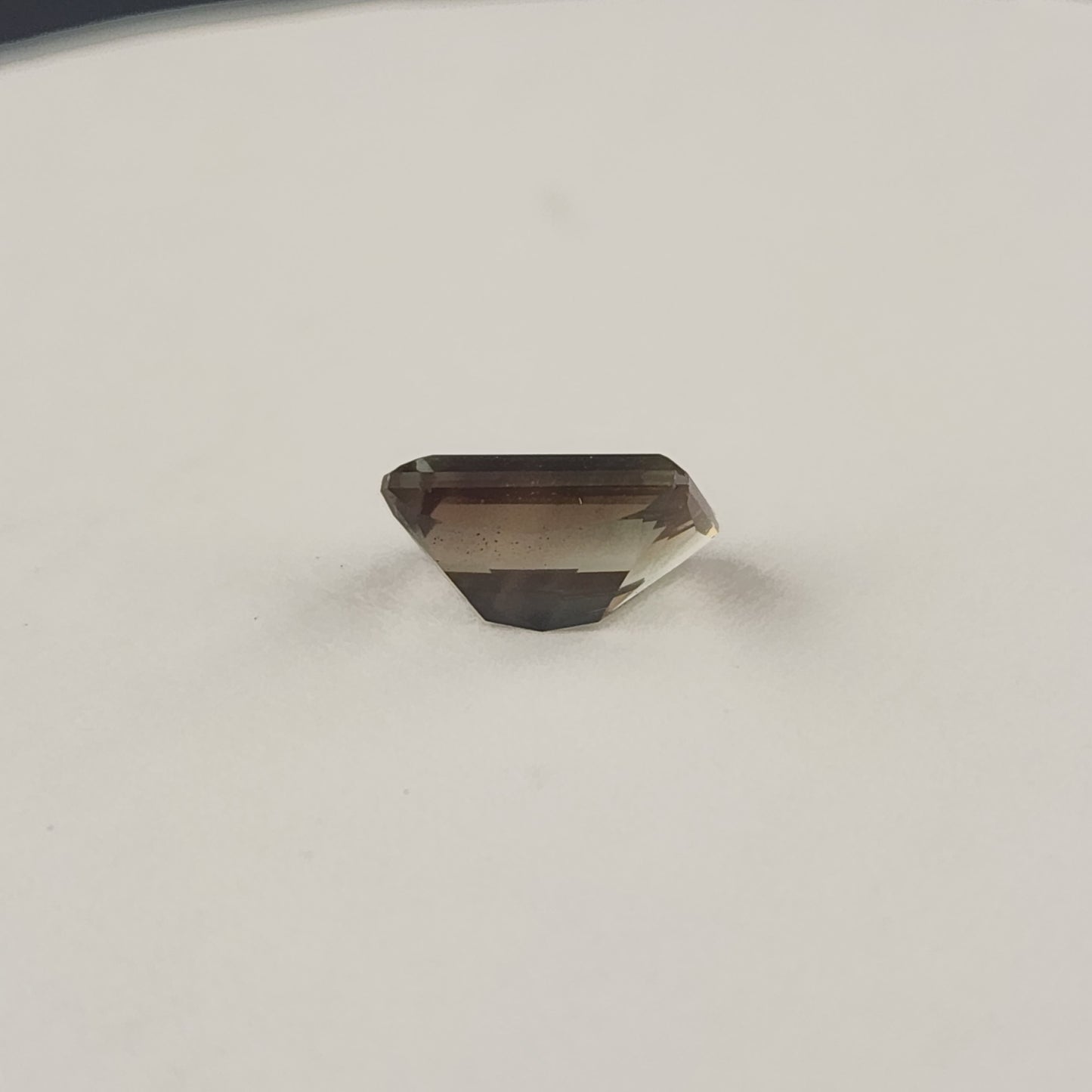 2.25 ct Light Green Oregon Sunstone