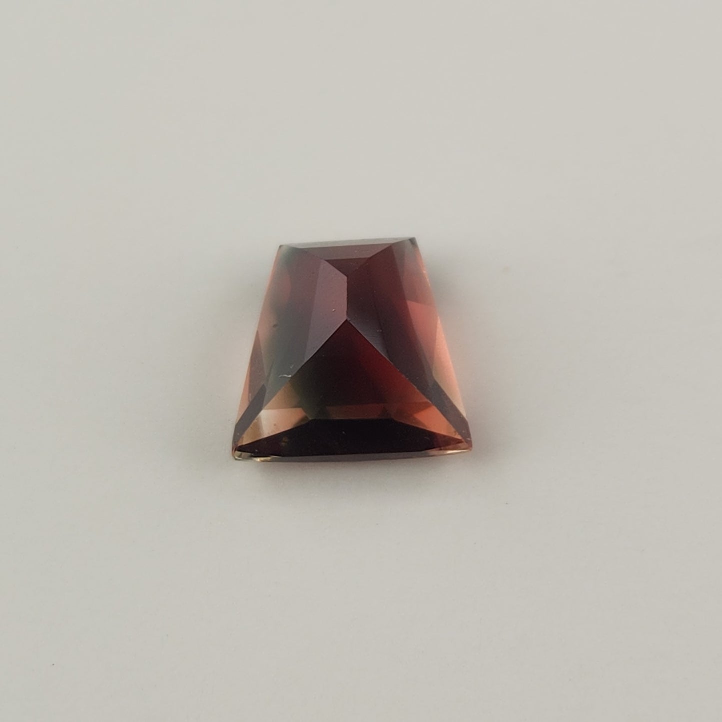 5.61 ct Red and Green Oregon Sunstone