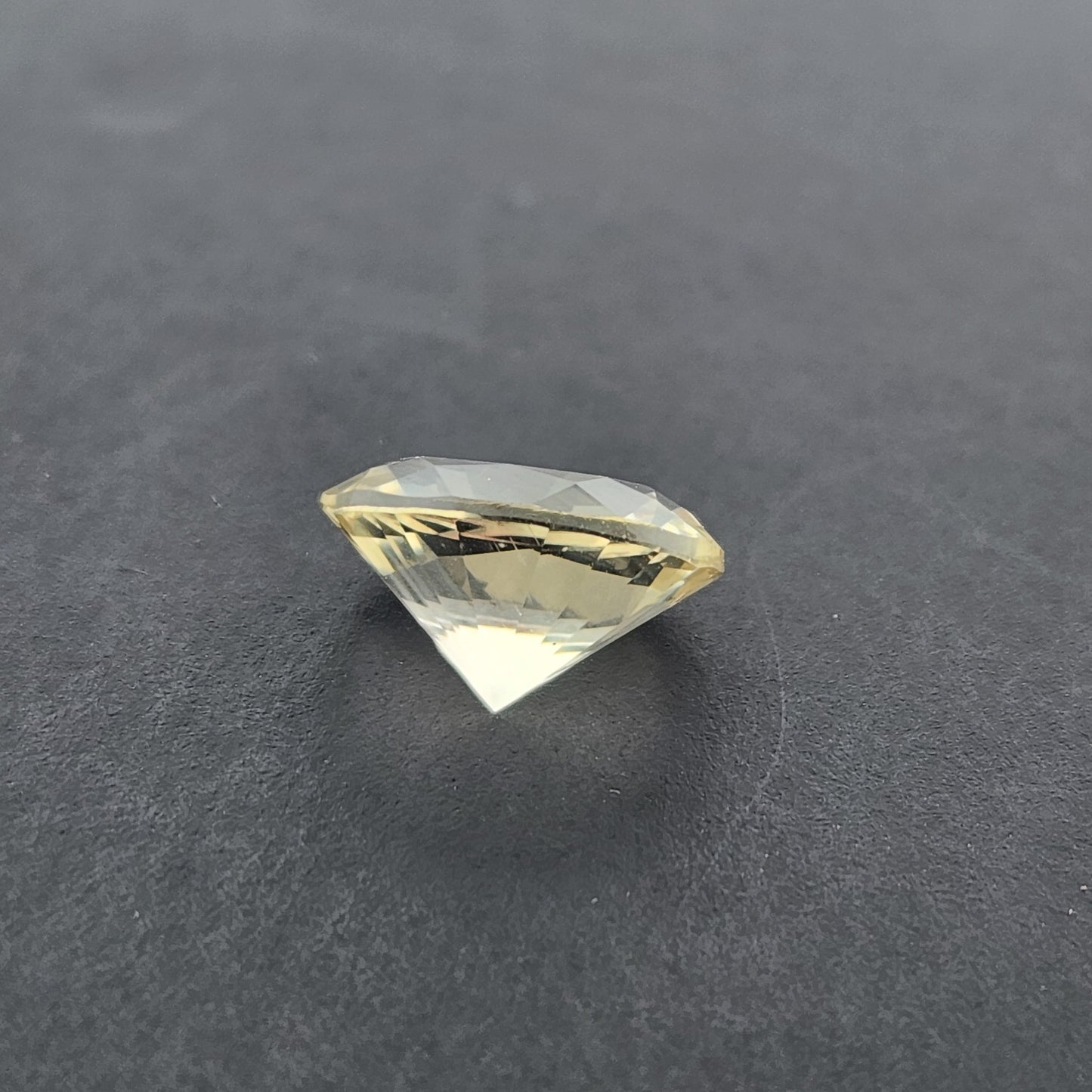 3.37 ct Oregon Sunstone Oval shape