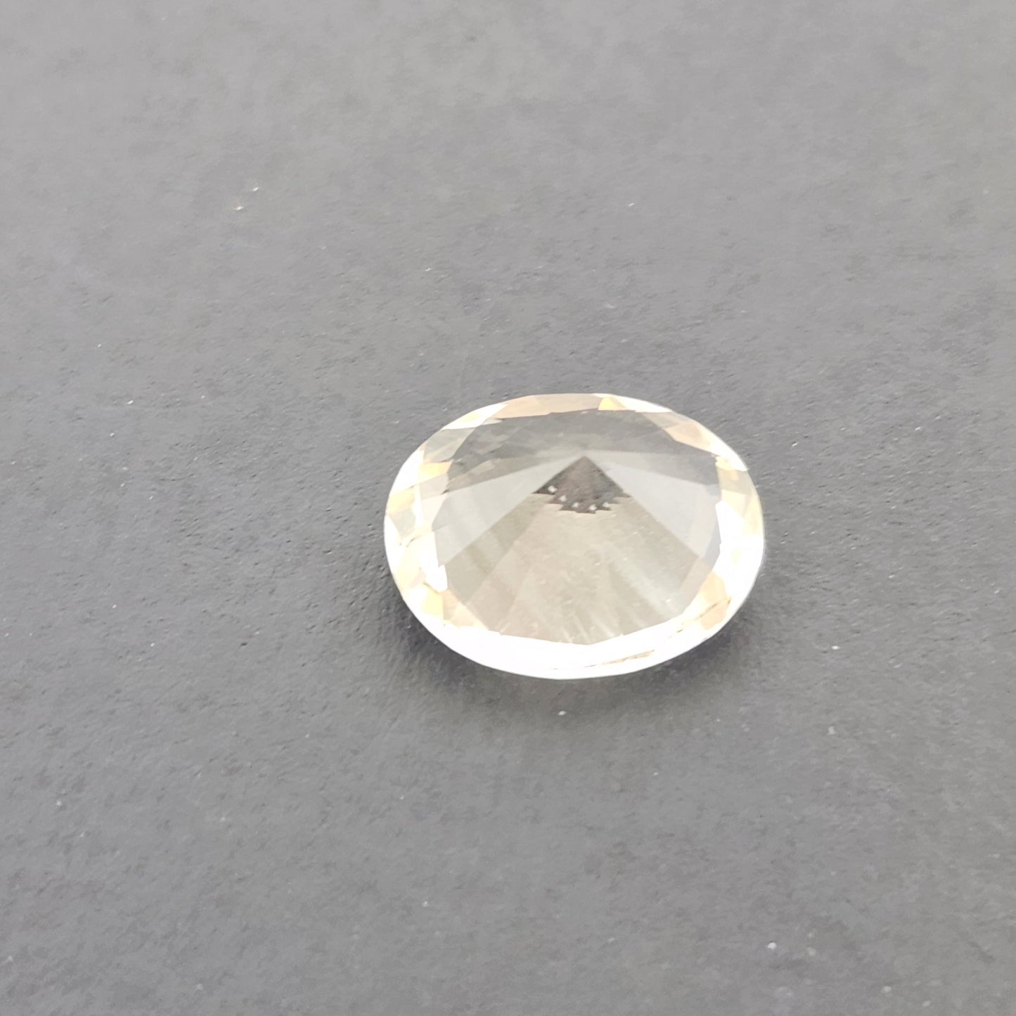 3.37 ct Oregon Sunstone Oval shape