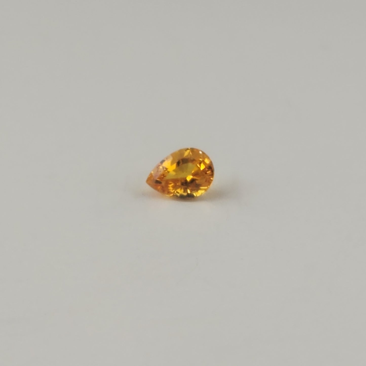 0.45 ct Yellow Sapphire