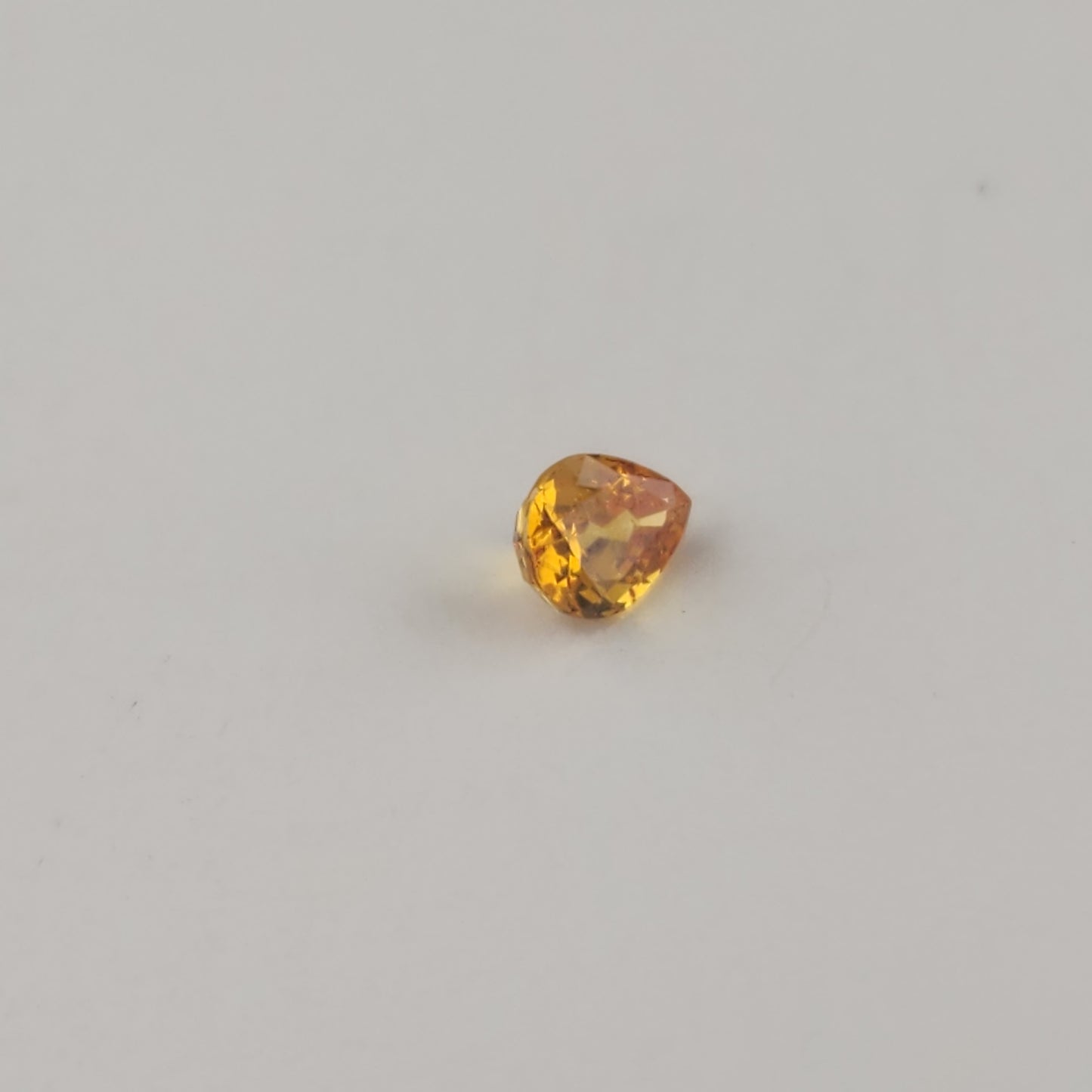 0.45 ct Yellow Sapphire