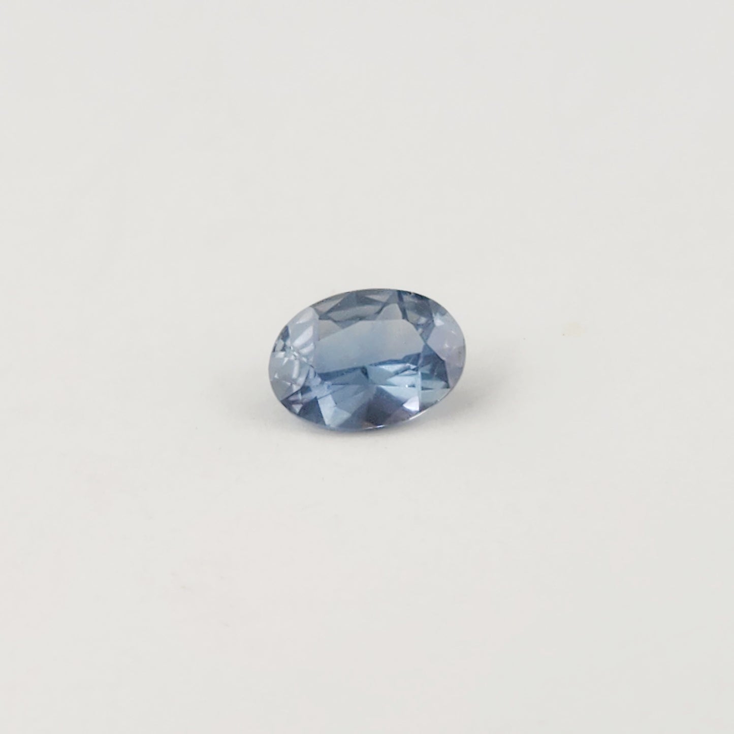 0.97 ct Blue Sapphire