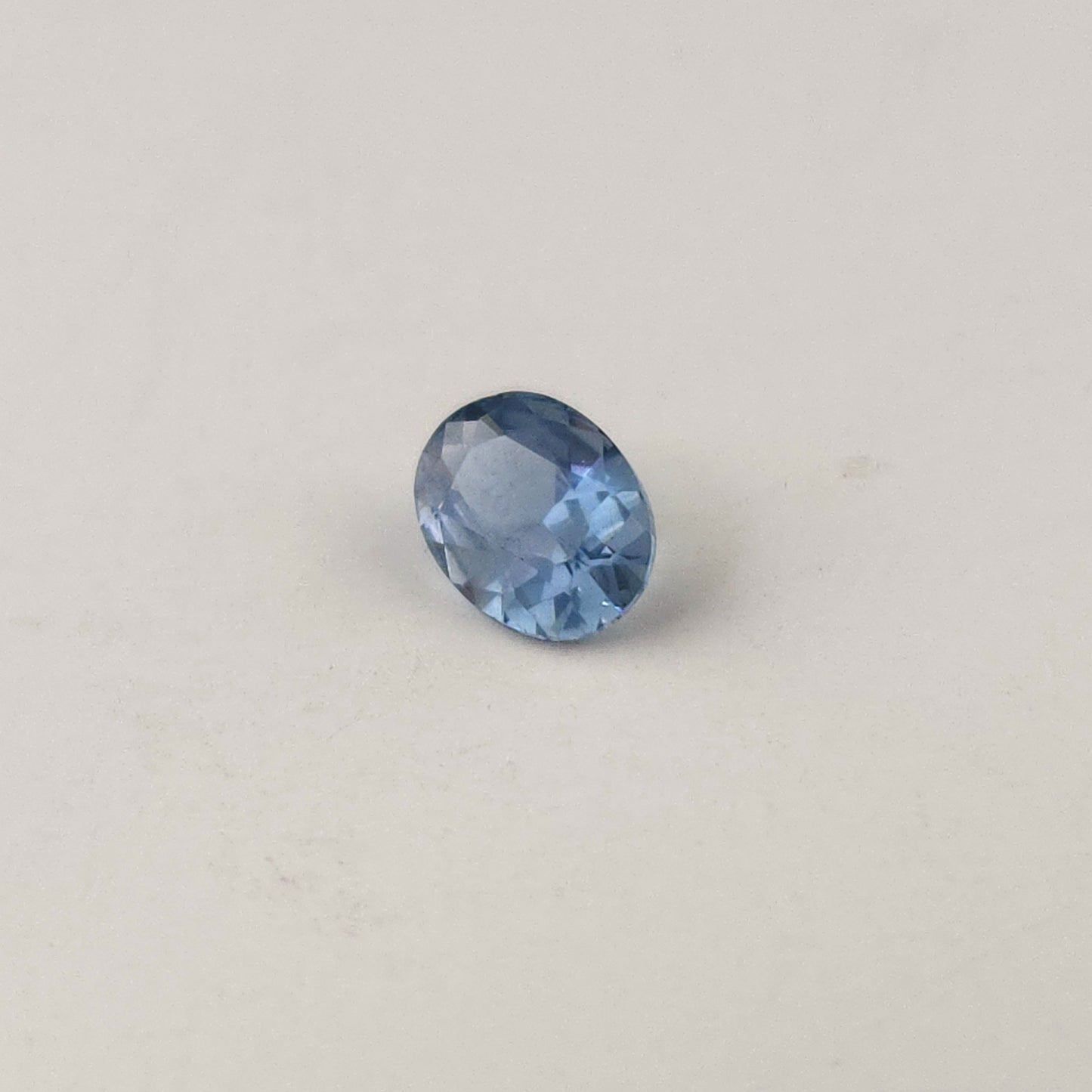 0.97 ct Blue Sapphire