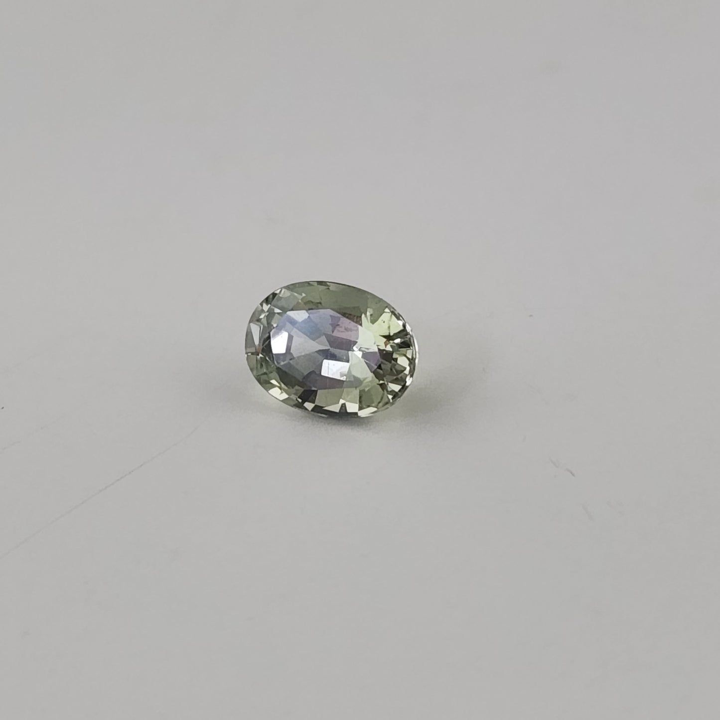 1.51 ct Light green Sapphire