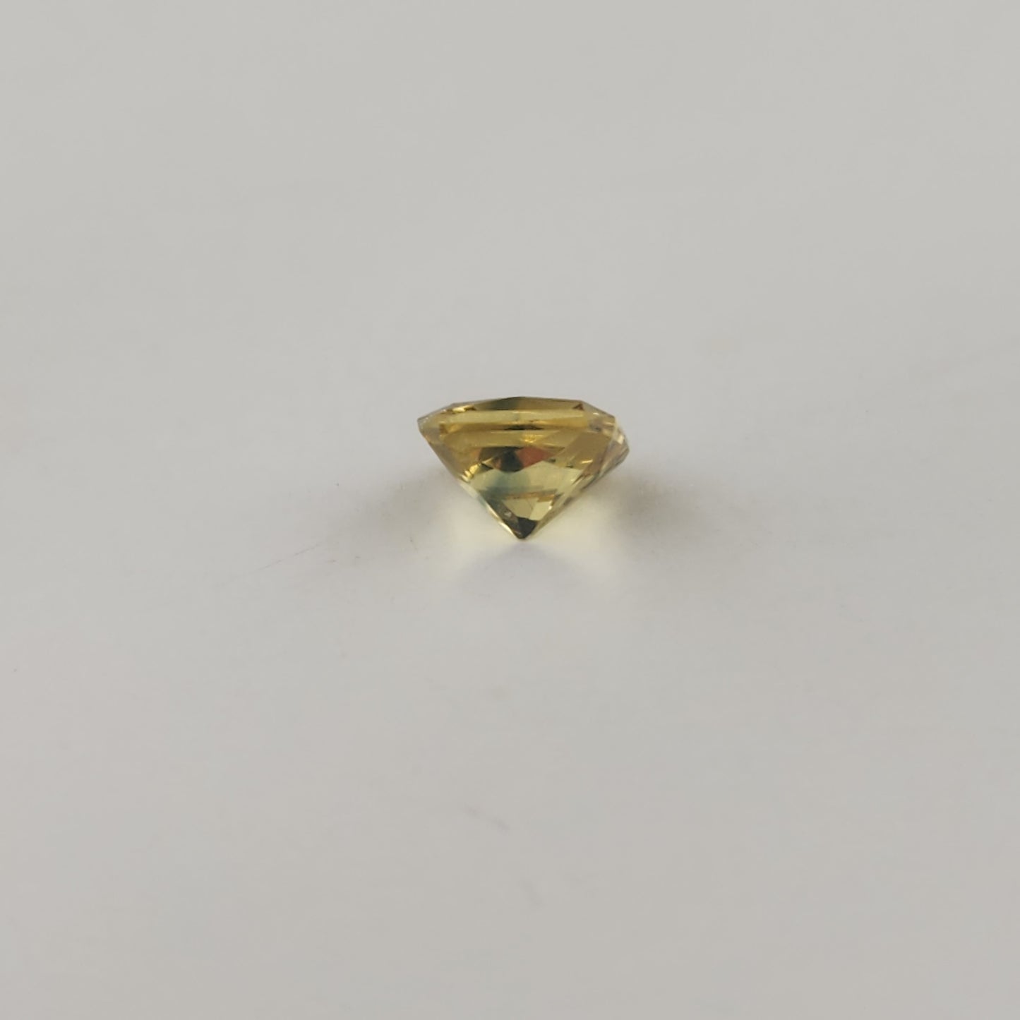 0.73 ct Yellow Green Sapphire