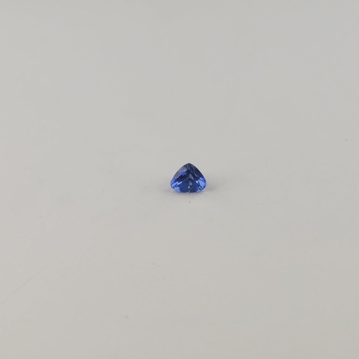 0.95 ct  Blue Sapphire