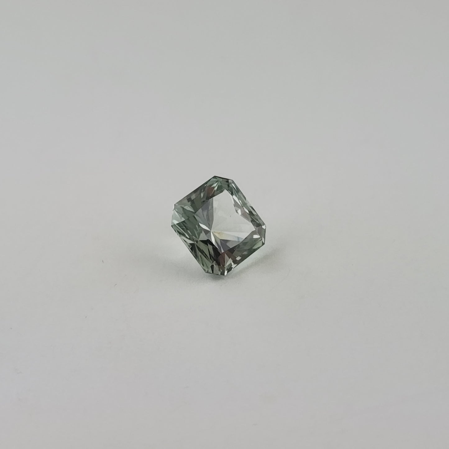 3.01 ct Light Green Tourmaline