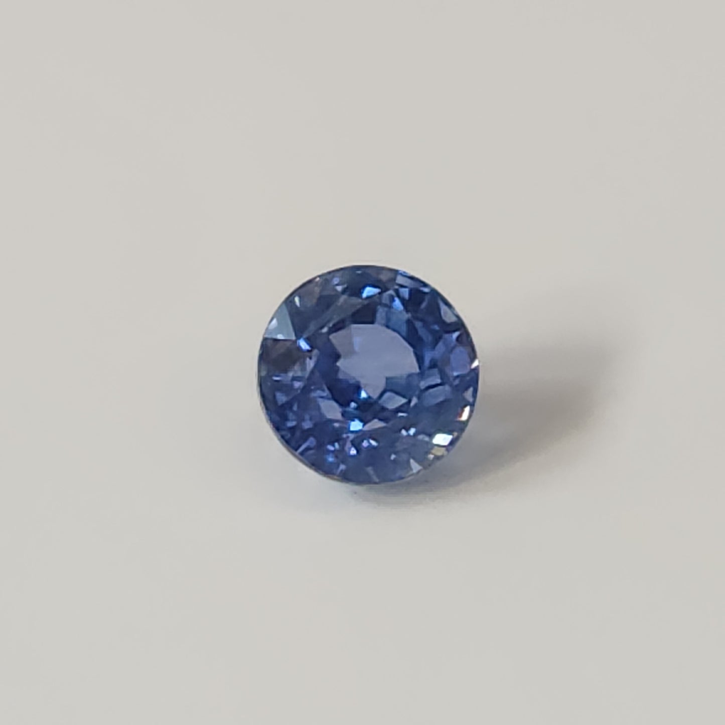 1.48 ct  Blue Sapphire Round (heat)