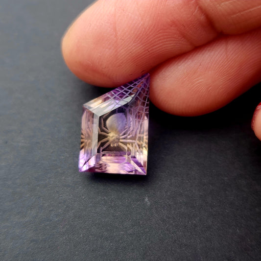 Spider carving Ametrine 7.80 ct