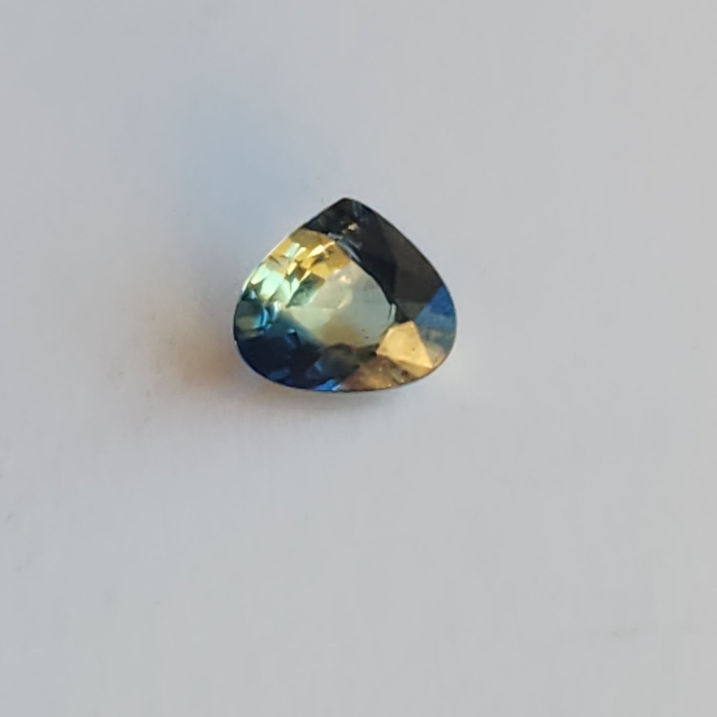 Bi Color Sapphire no heat