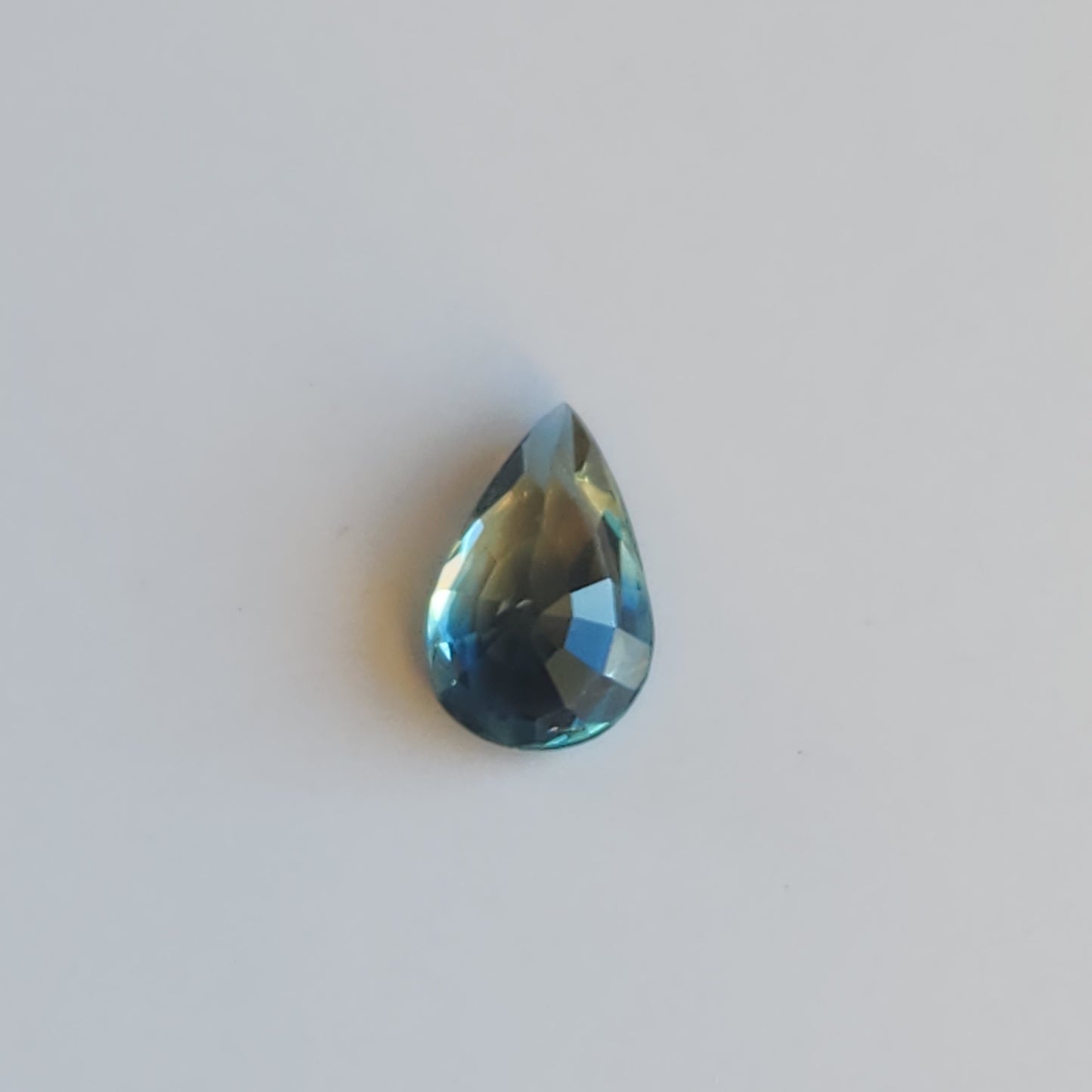 Blue Green Sapphire no heat