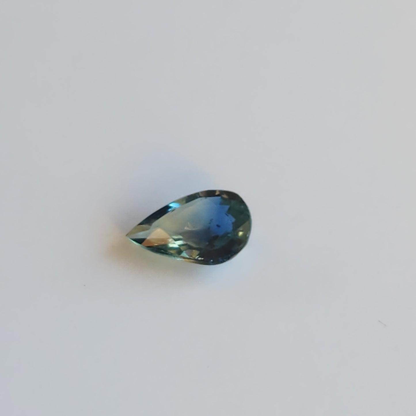 Blue Green Sapphire no heat