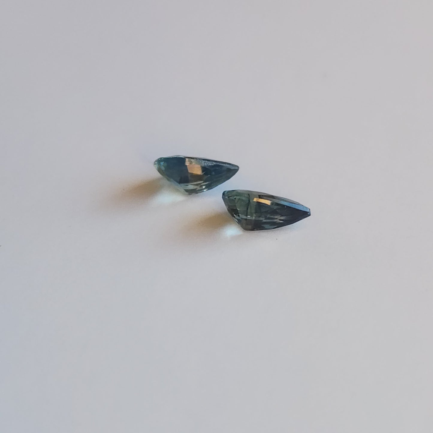 Blue Green Sapphire no heat