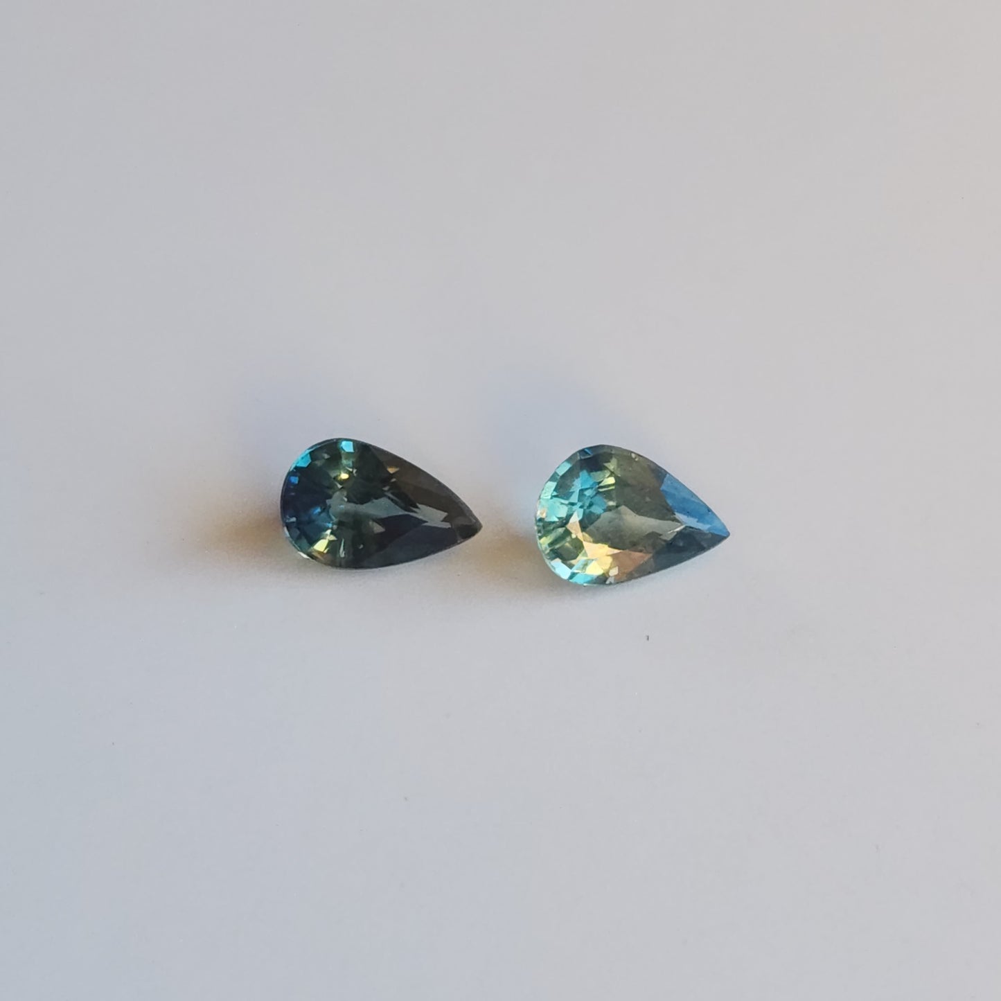 Blue Green Sapphire no heat