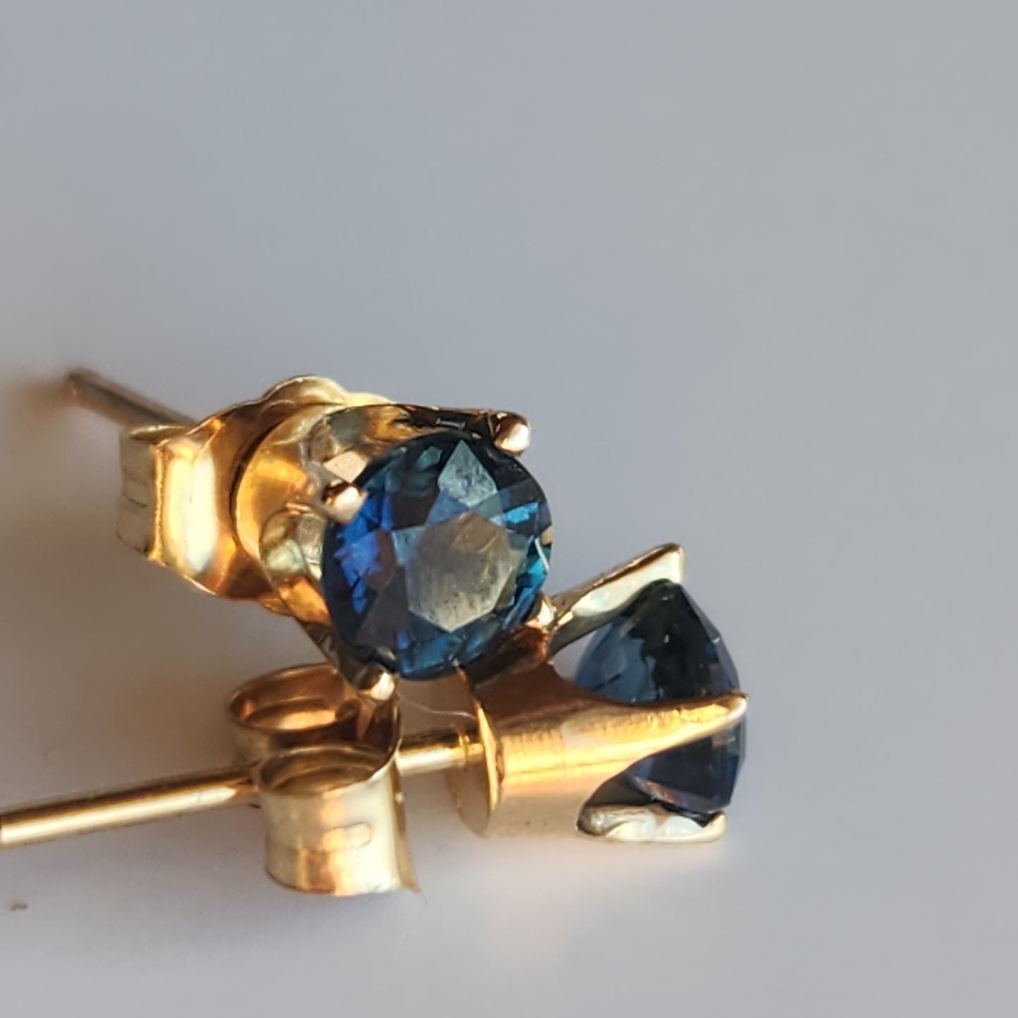 Sapphire Earring 14 kt yellow Gold